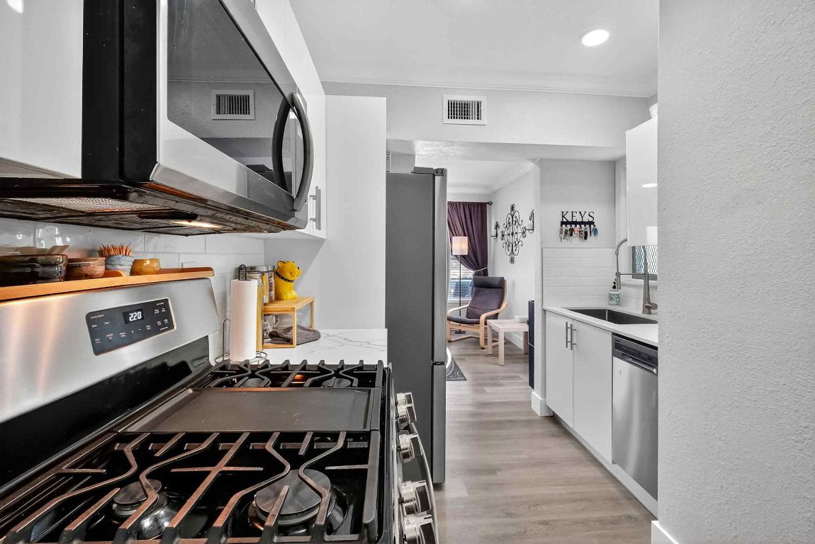 PEN-TEN CO-OP APTS INC - Residential