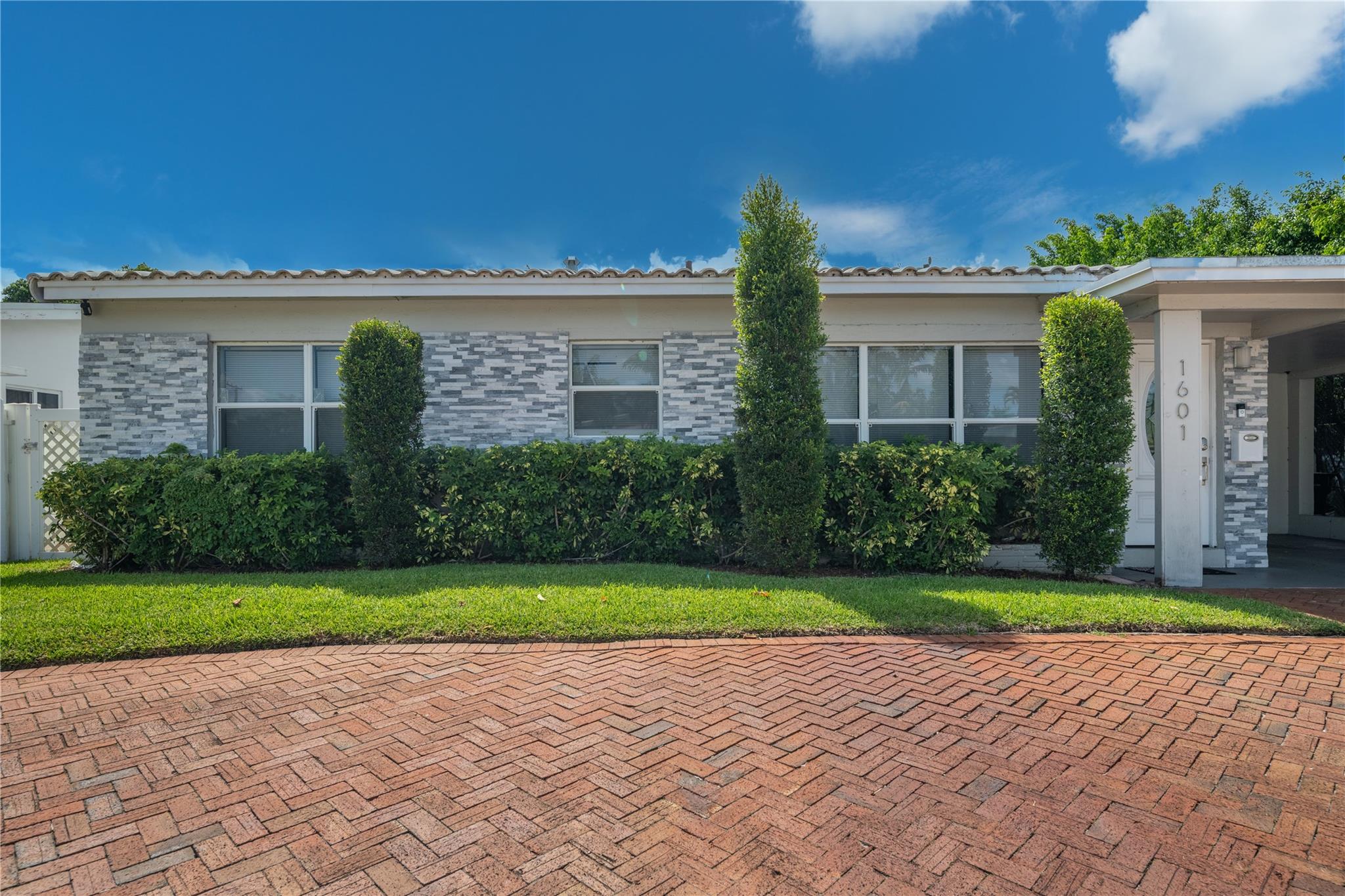 ALLENWOOD ADD - Residential