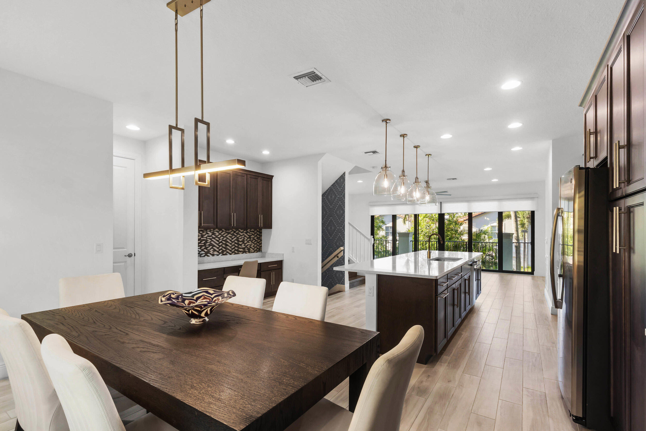 CASA DEL MAR - Residential