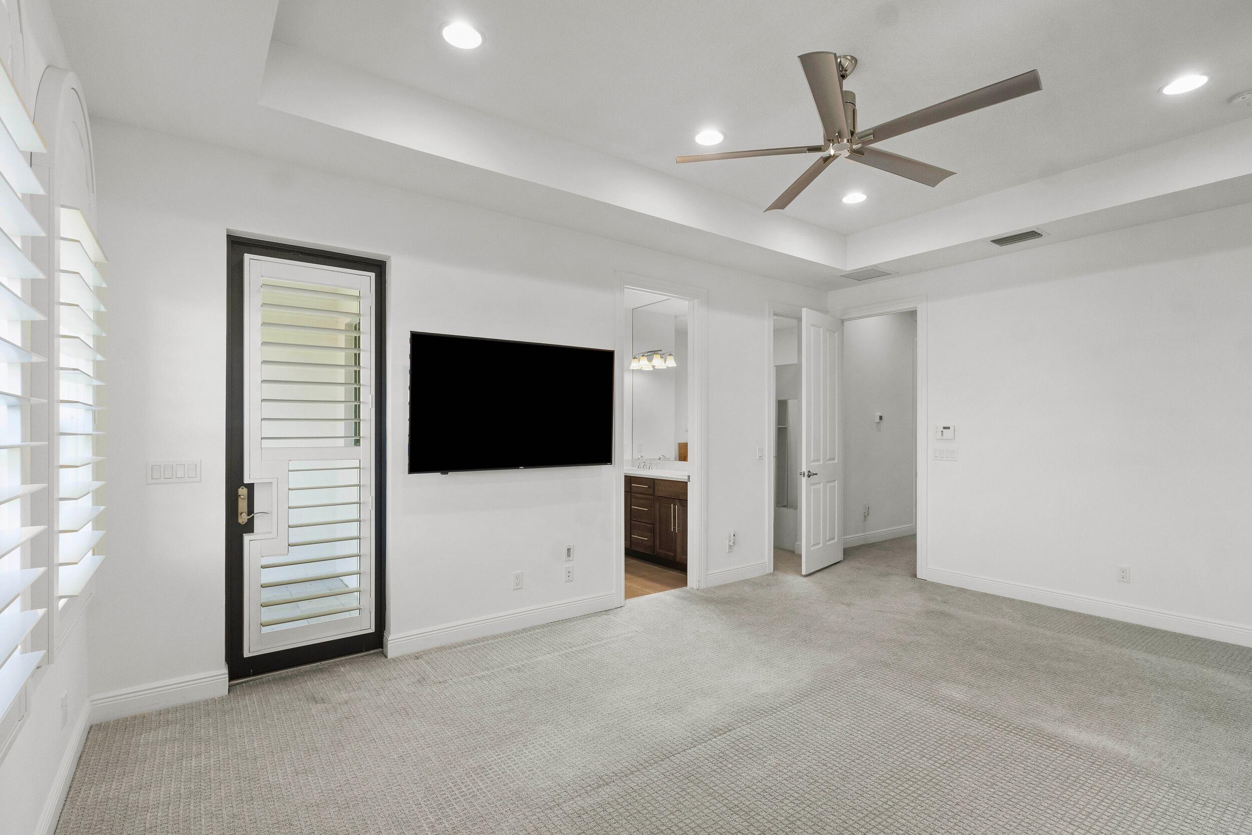 CASA DEL MAR - Residential