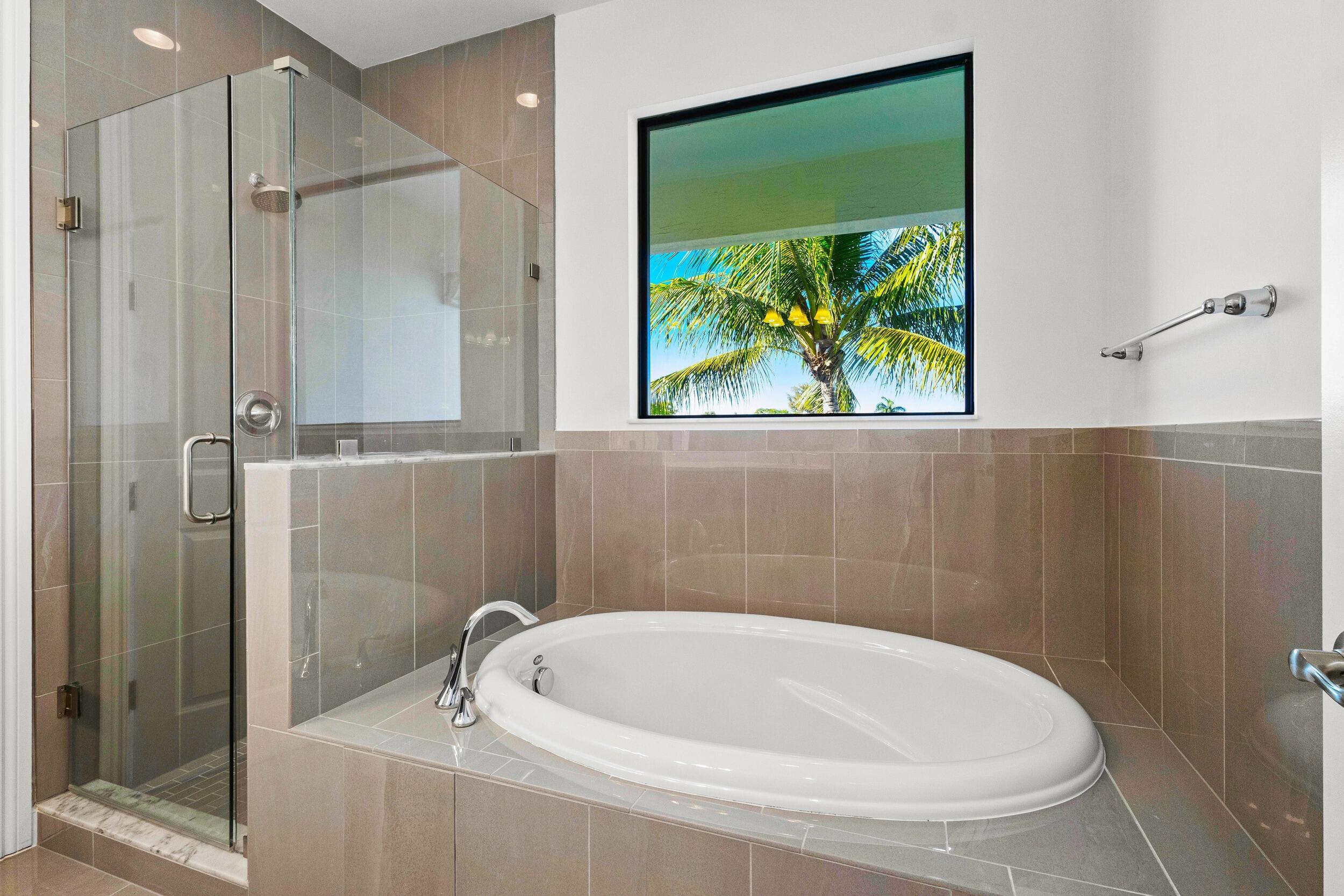 CASA DEL MAR - Residential