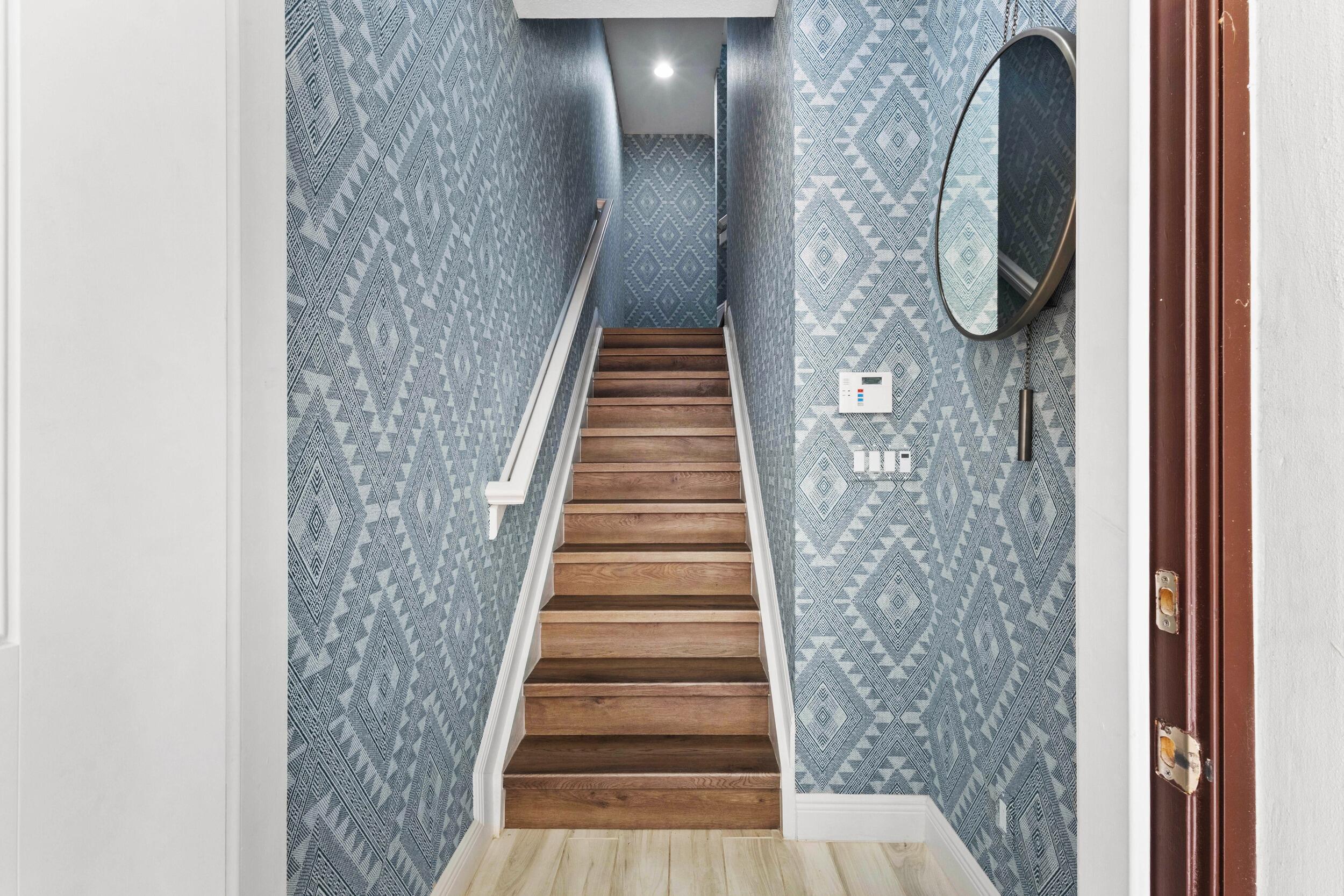 CASA DEL MAR - Residential