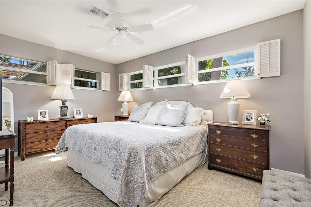 WORTH COURT - Residential