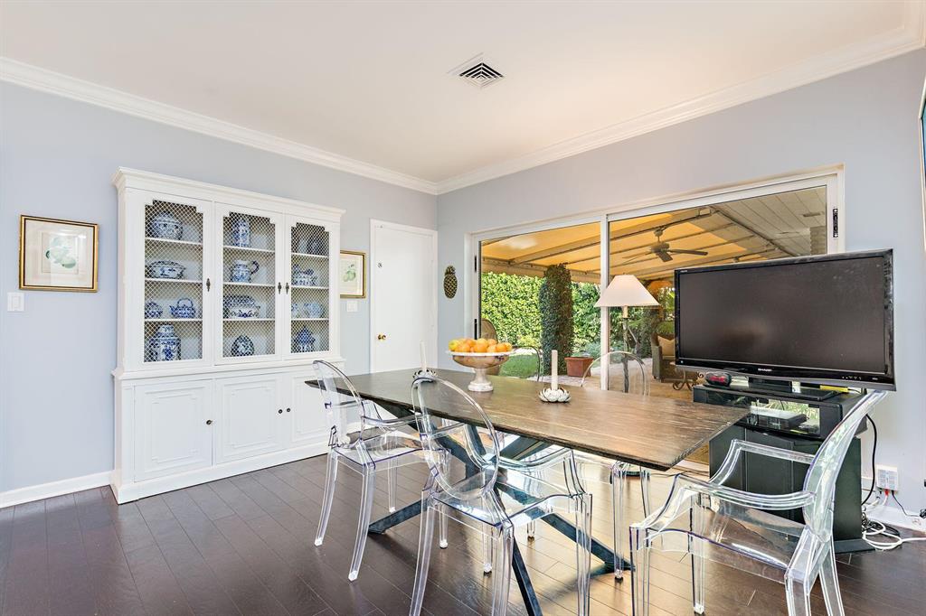 WORTH COURT - Residential