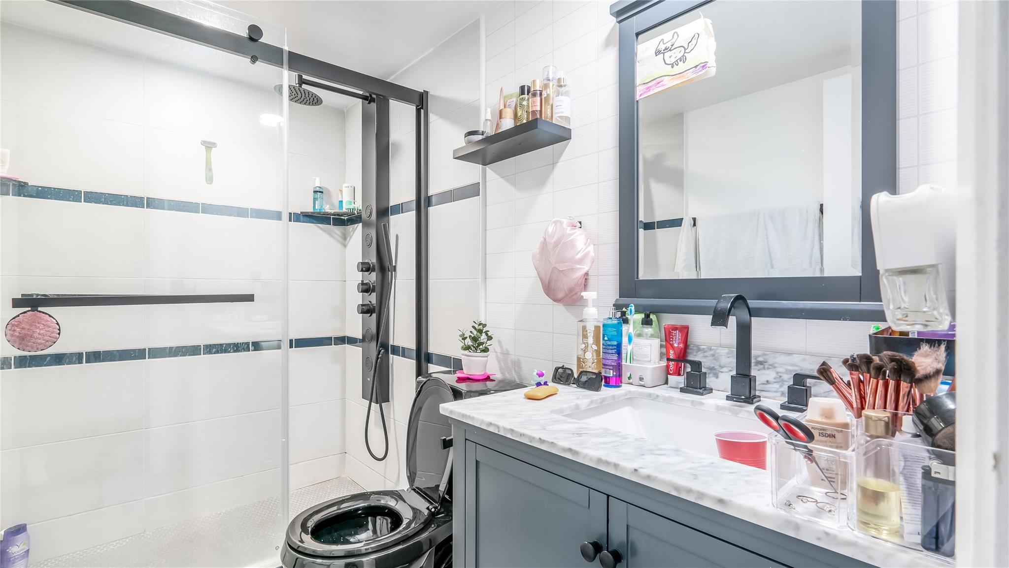 Plaza Tower North - Residential