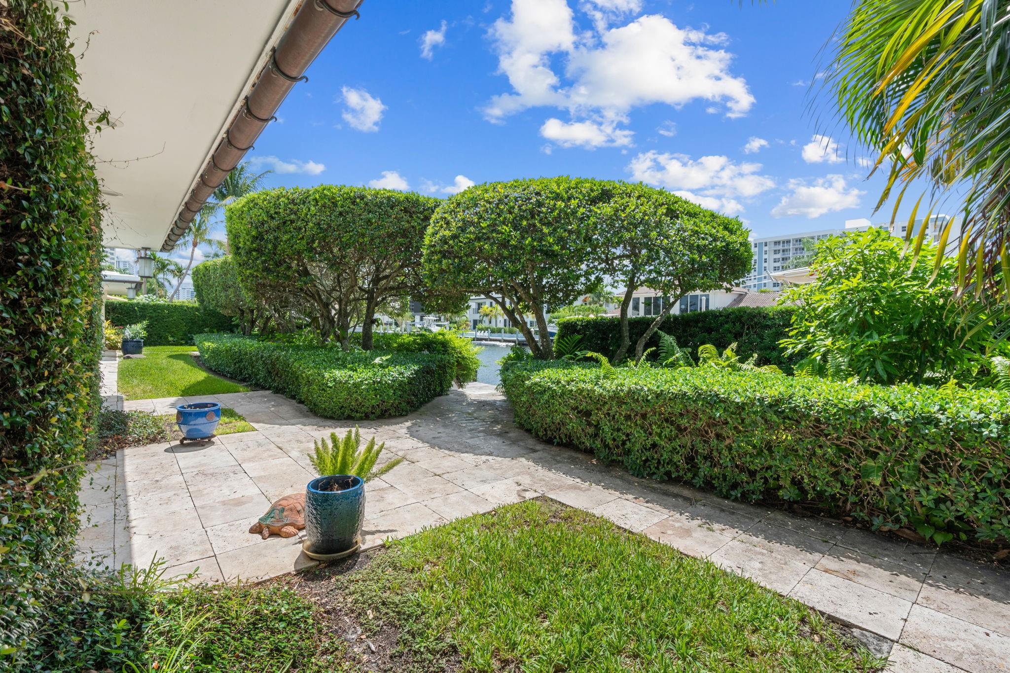 Coral Ridge Country Club - Residential