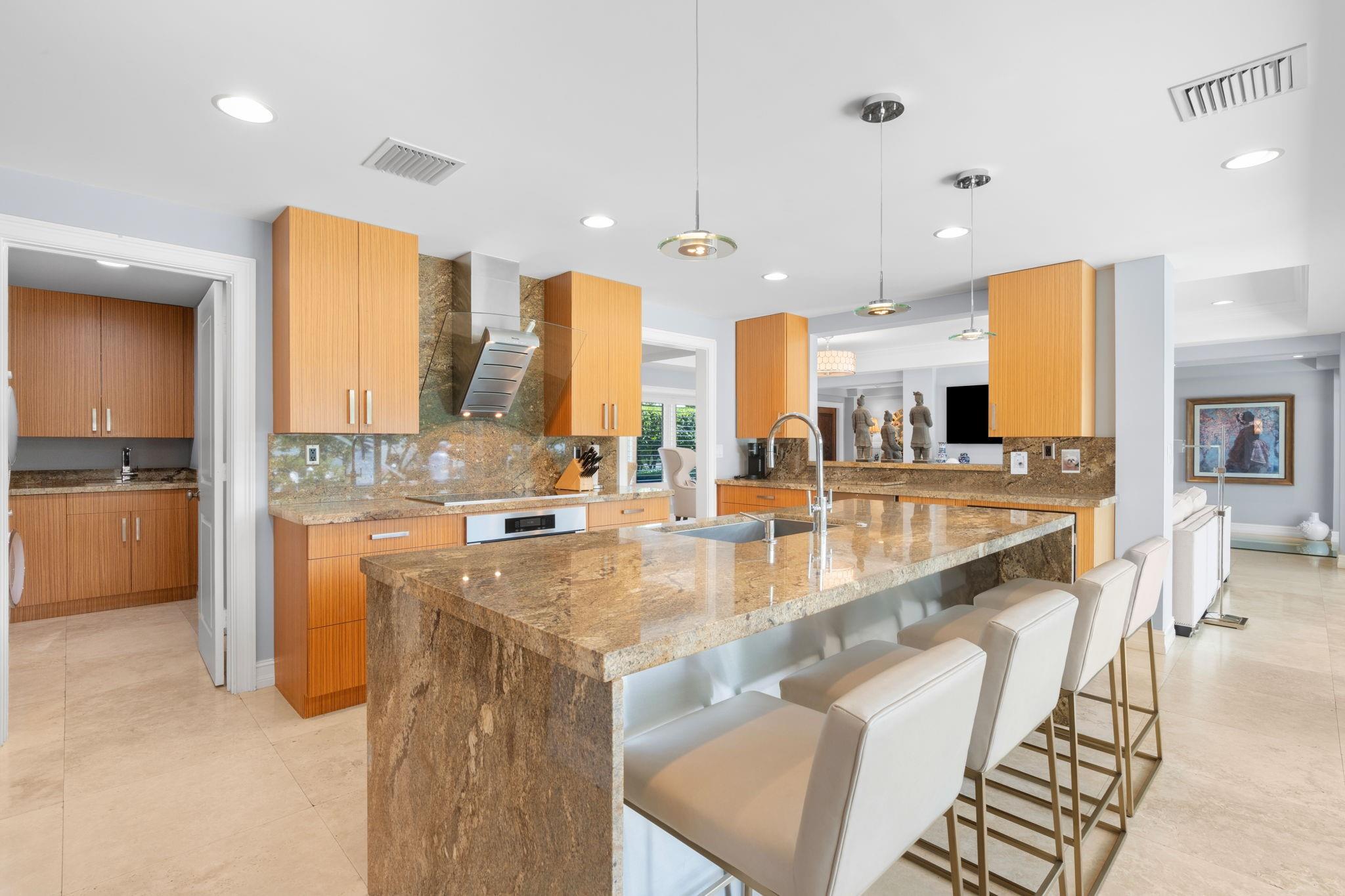 Coral Ridge Country Club - Residential