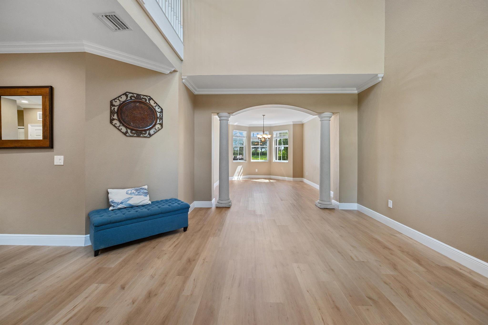 10638 Old Hammock Way, Wellington, FL, 33414/$785,000 4 10638 Old Hammock Way