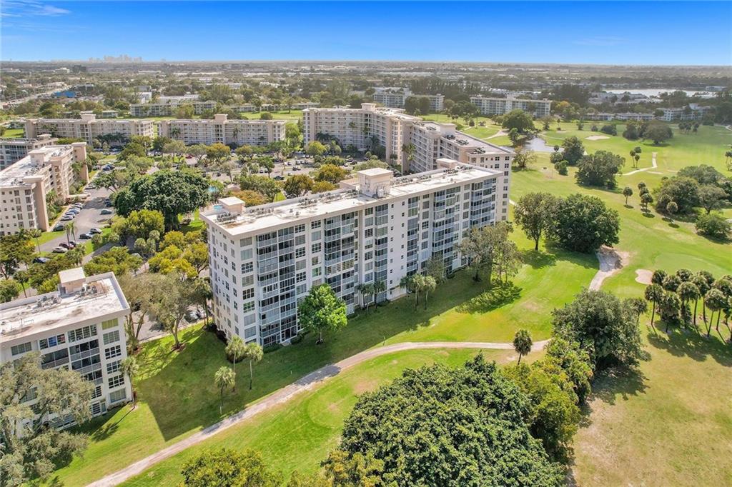 Palm Aire Country Club - Residential