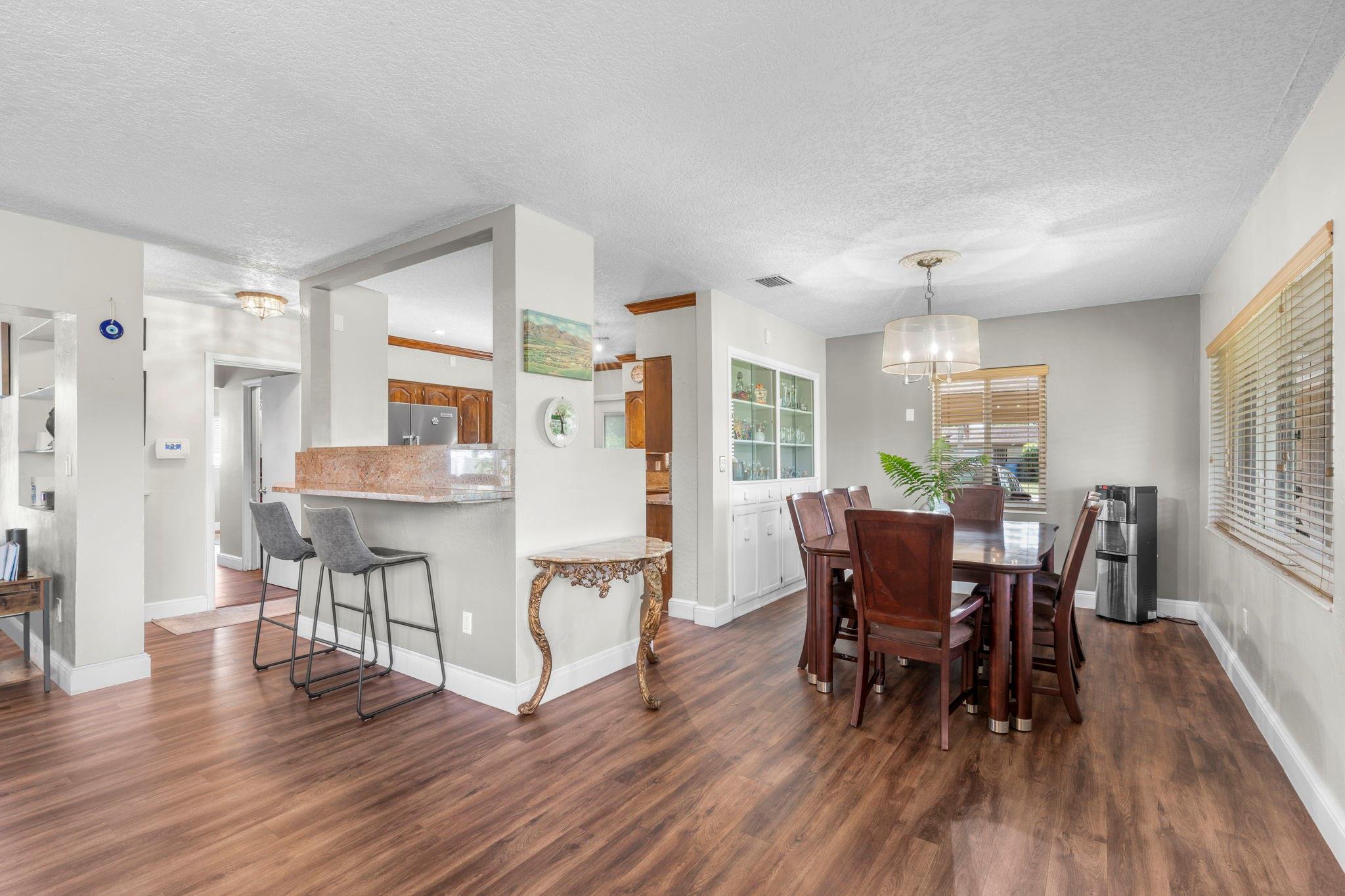 NORTH ANDREWS GARDENS FIR - Residential