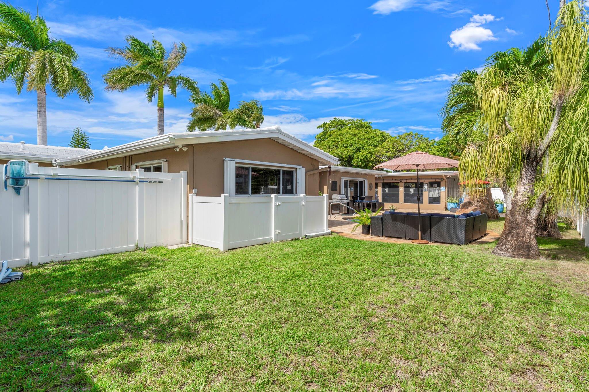 NORTH ANDREWS GARDENS FIR - Residential