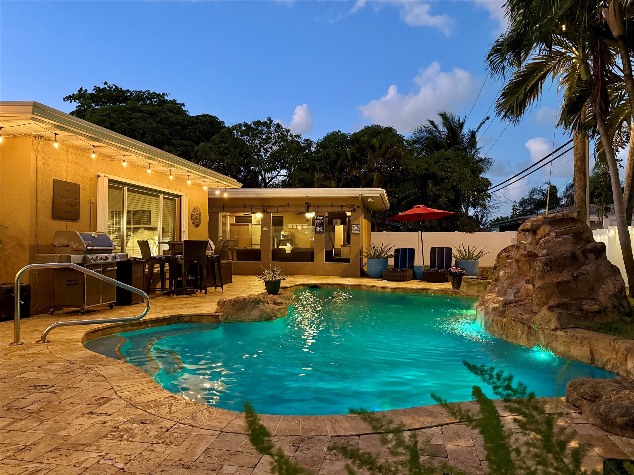 NORTH ANDREWS GARDENS FIR - Residential