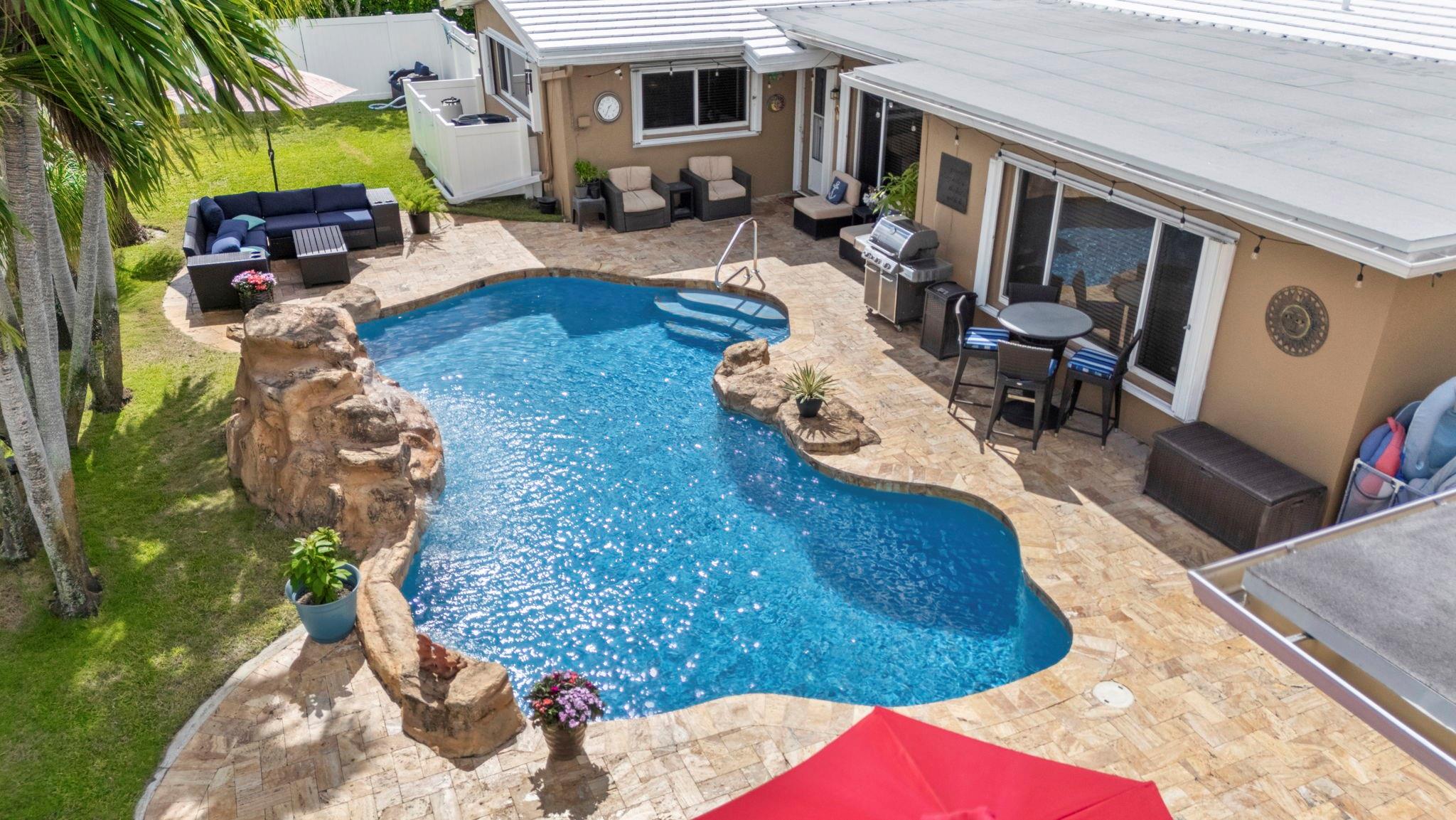 NORTH ANDREWS GARDENS FIR - Residential