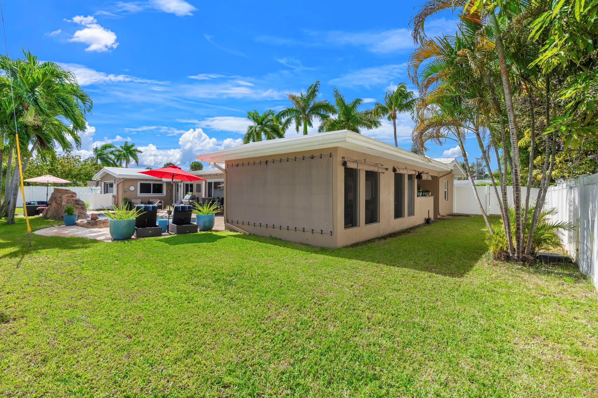 NORTH ANDREWS GARDENS FIR - Residential