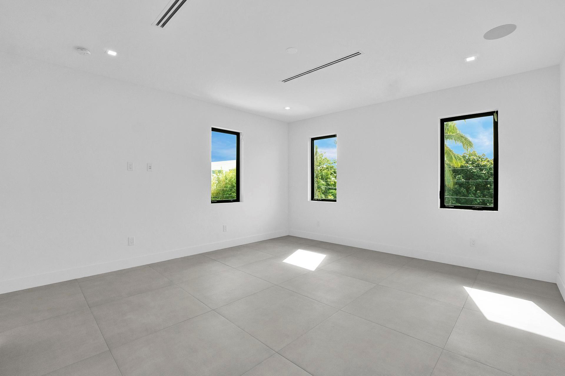 La Hacienda Delray - Residential