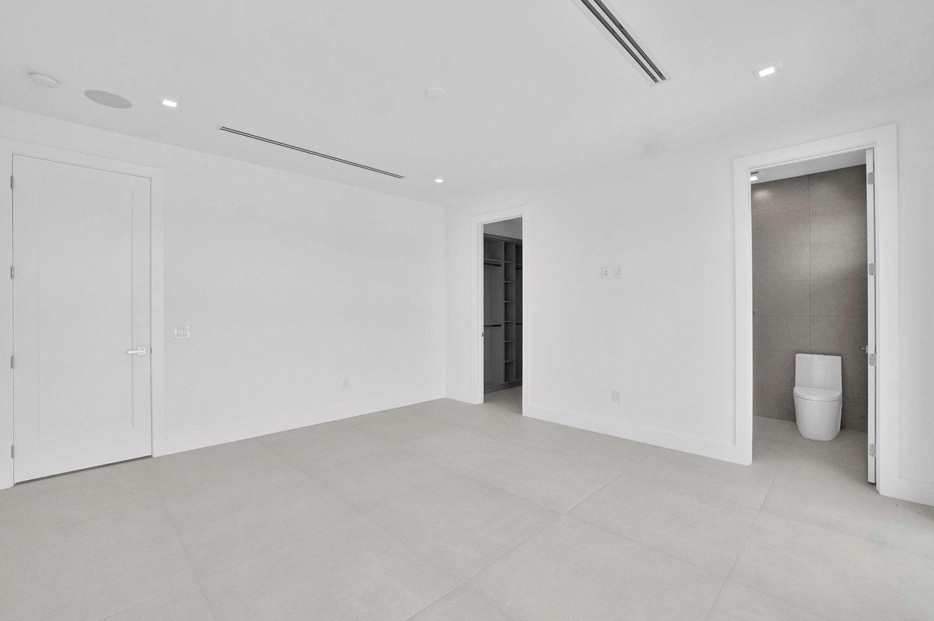 La Hacienda Delray - Residential