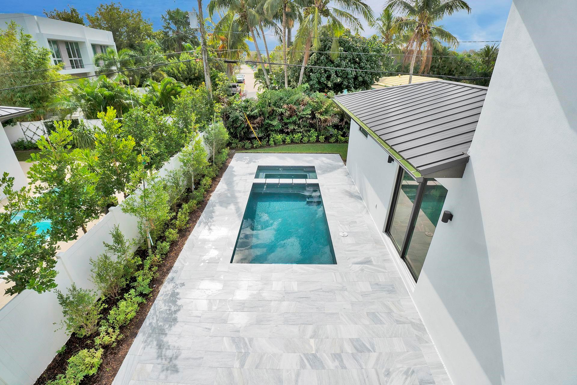 La Hacienda Delray - Residential