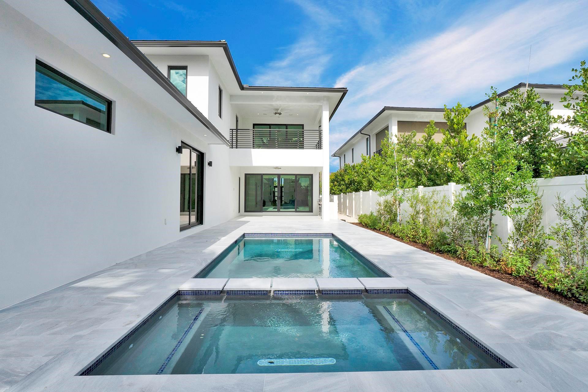 La Hacienda Delray - Residential