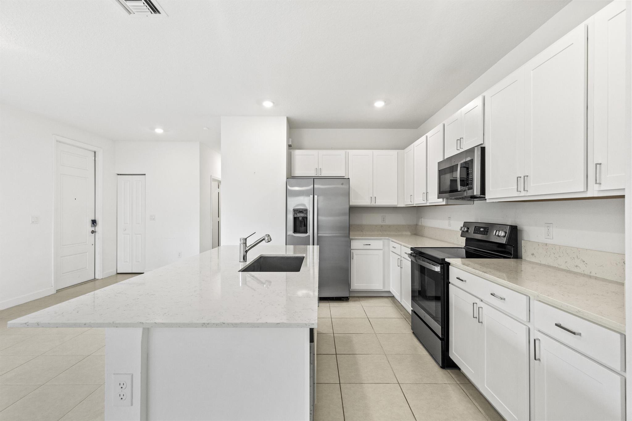 HEATHWOOD RESERVE PUD - Residential Lease