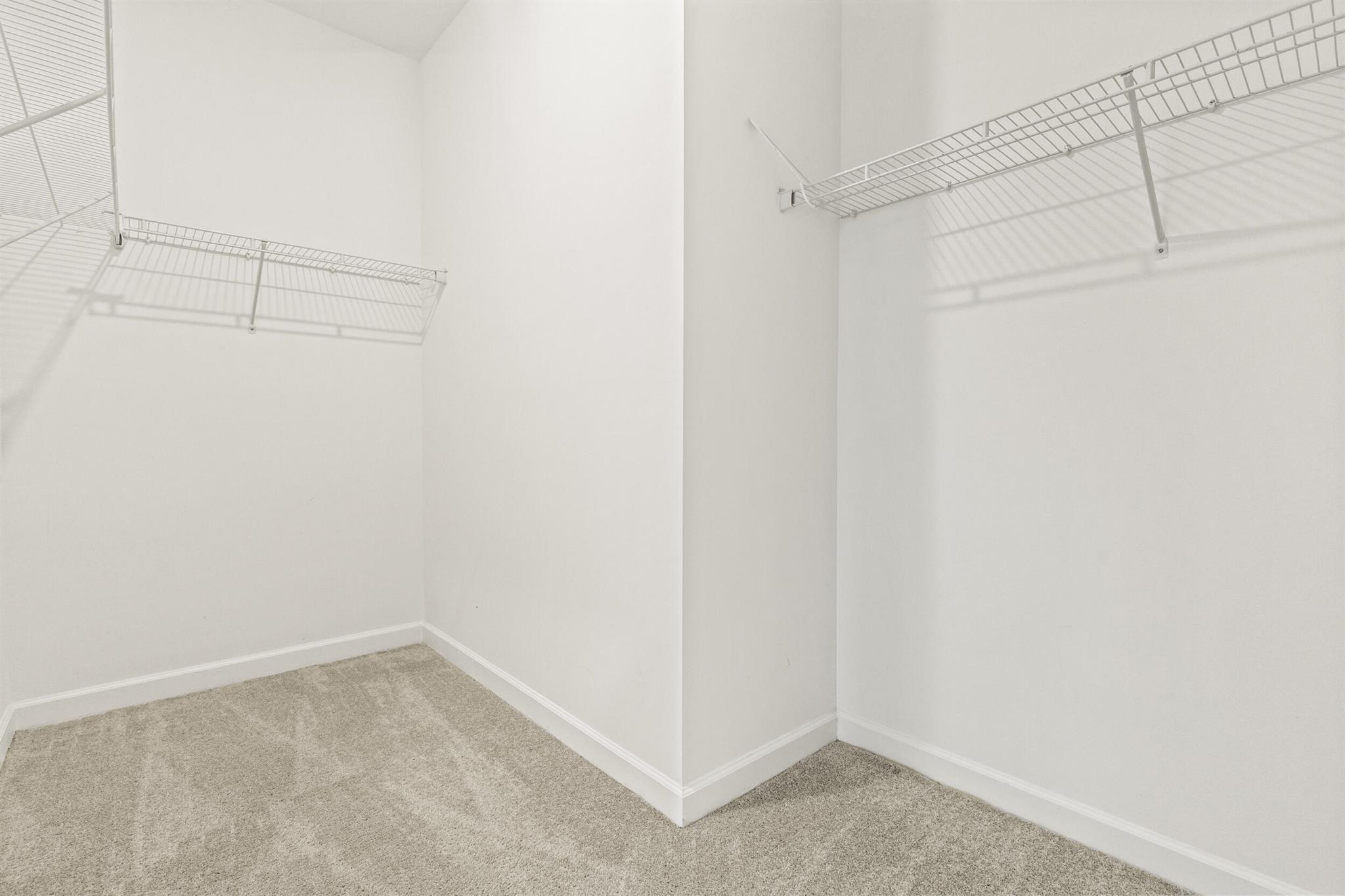 HEATHWOOD RESERVE PUD - Residential Lease