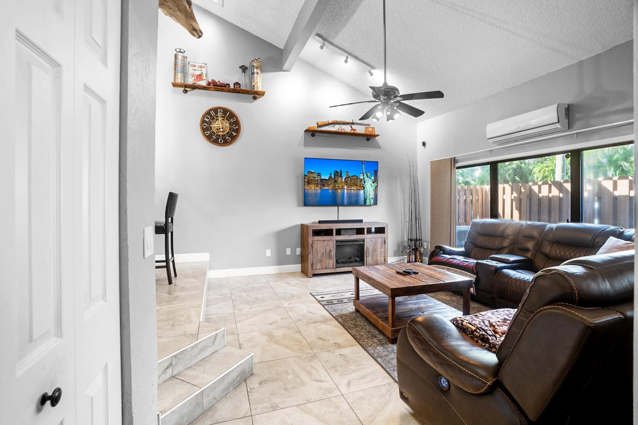 4178 S Pine Island Rd 4178