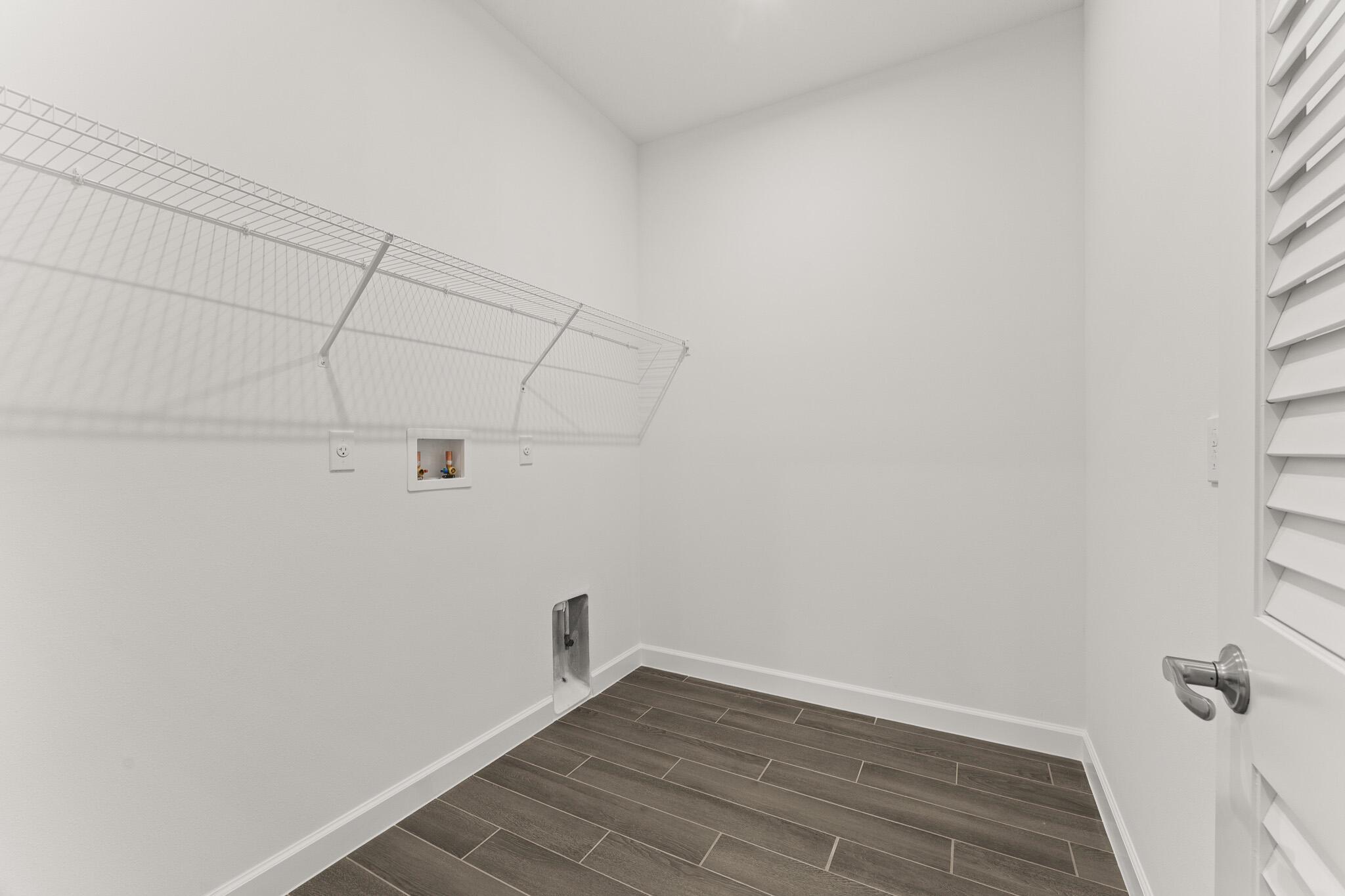 TELARO AT SOUTHERN GROVE - Residential