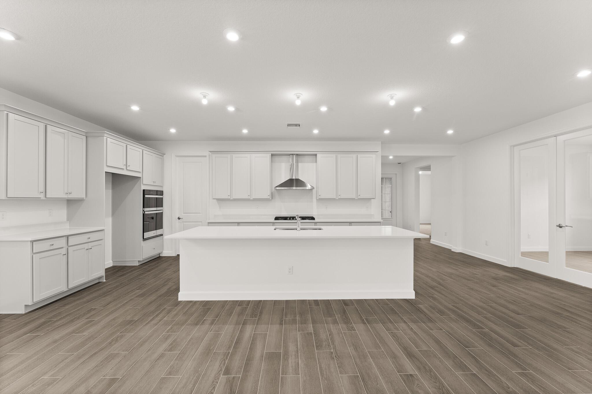 TELARO AT SOUTHERN GROVE - Residential