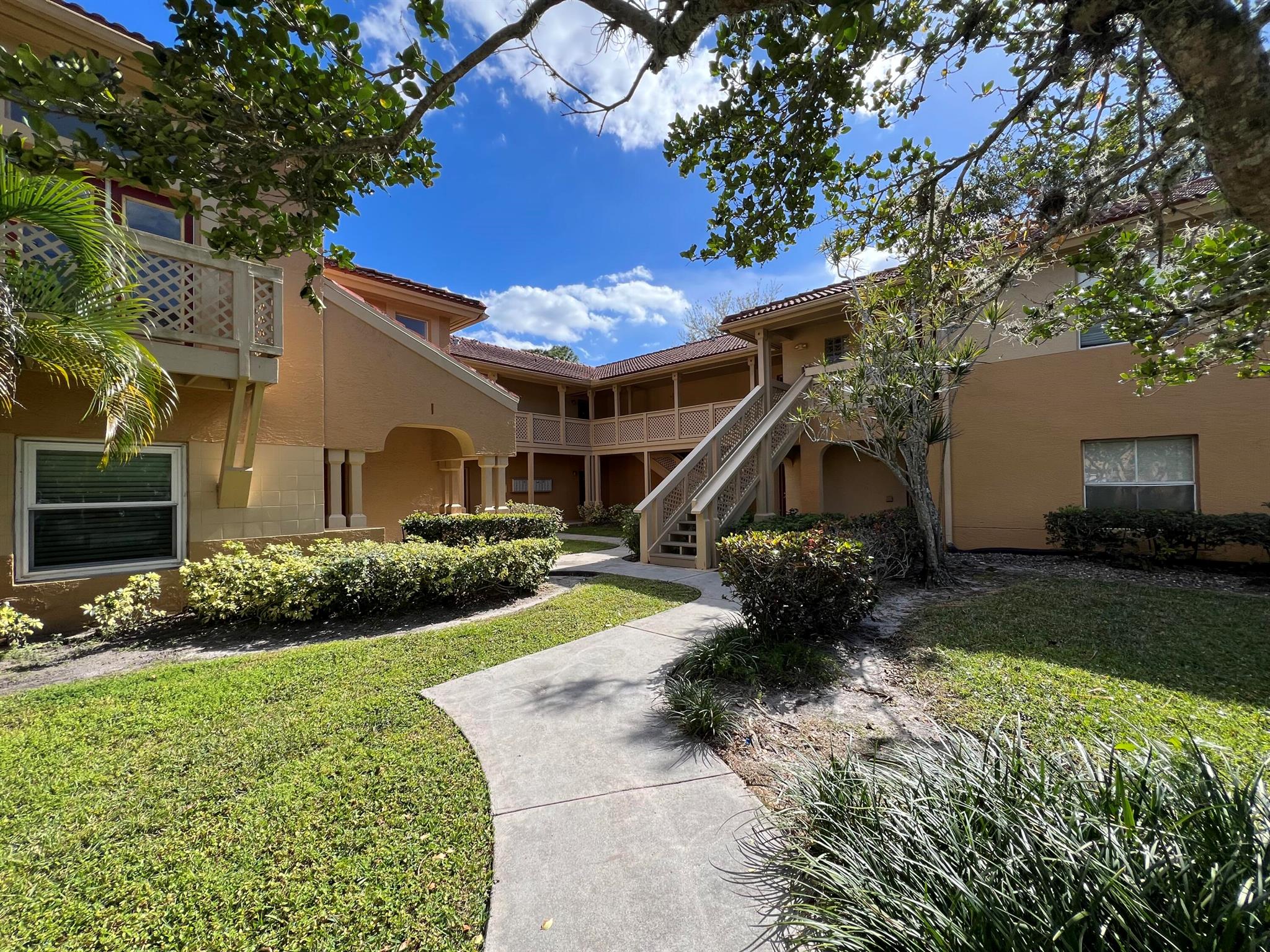 This stunning second-floor condo offers breathtaking waterfront views! Inside, you'll find a spacious bedroom with a walk-in closet, a full bathroom with a relaxing garden tub, and a private balcony perfect for enjoying the scenery. The kitchen has been beautifully updated with new countertops and appliances. Move-in ready and in excellent condition! Just steps from the community pool, clubhouse, tennis courts, and fitness center. Located in a desirable gated community in West Palm Beach!