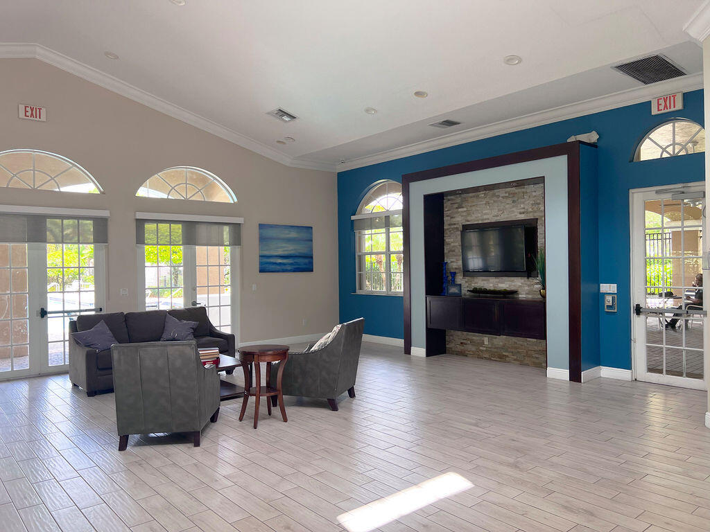 ANTHONY GROVES PH 1 - Residential Lease