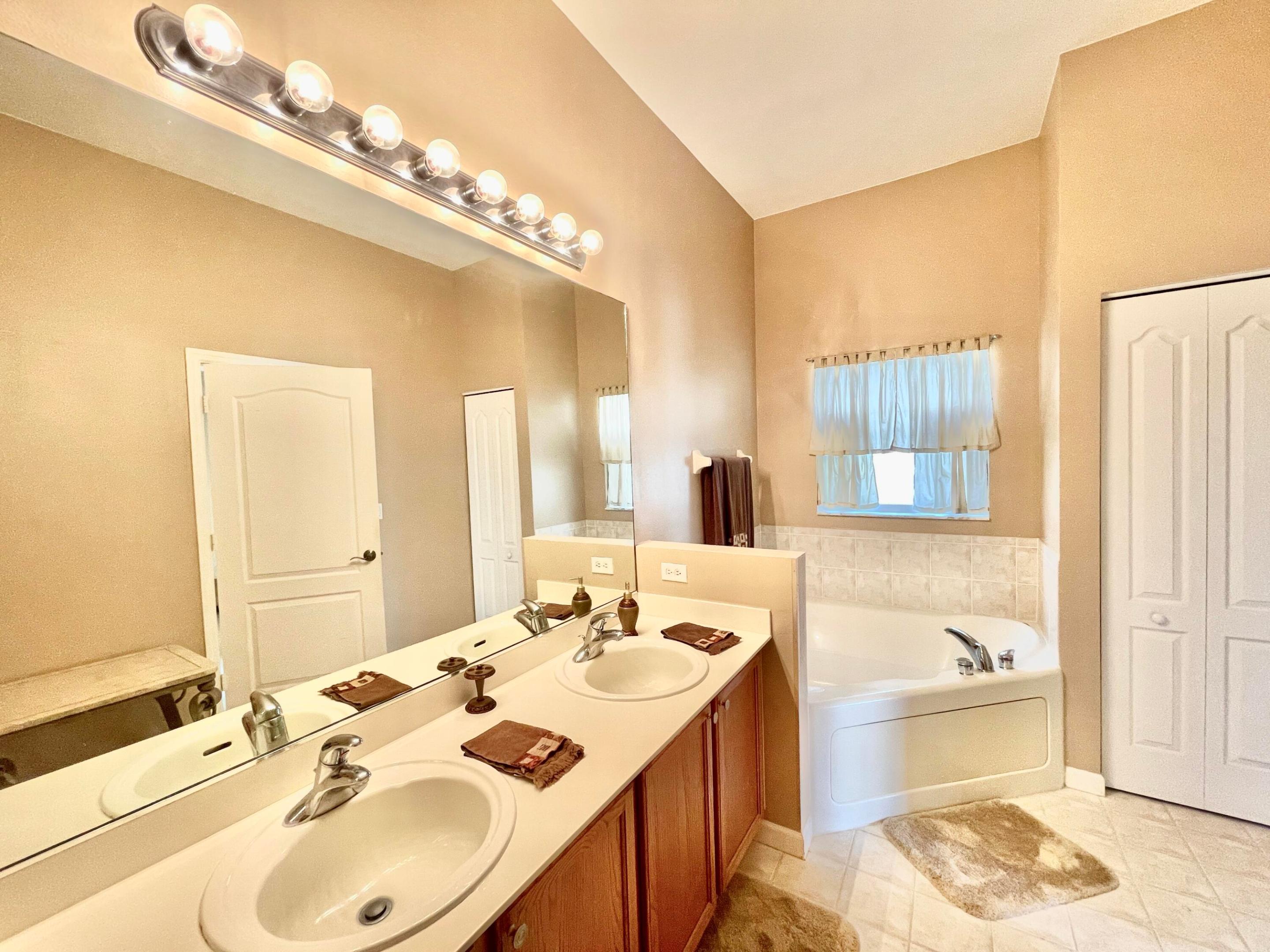 ANTHONY GROVES PH 1 - Residential Lease