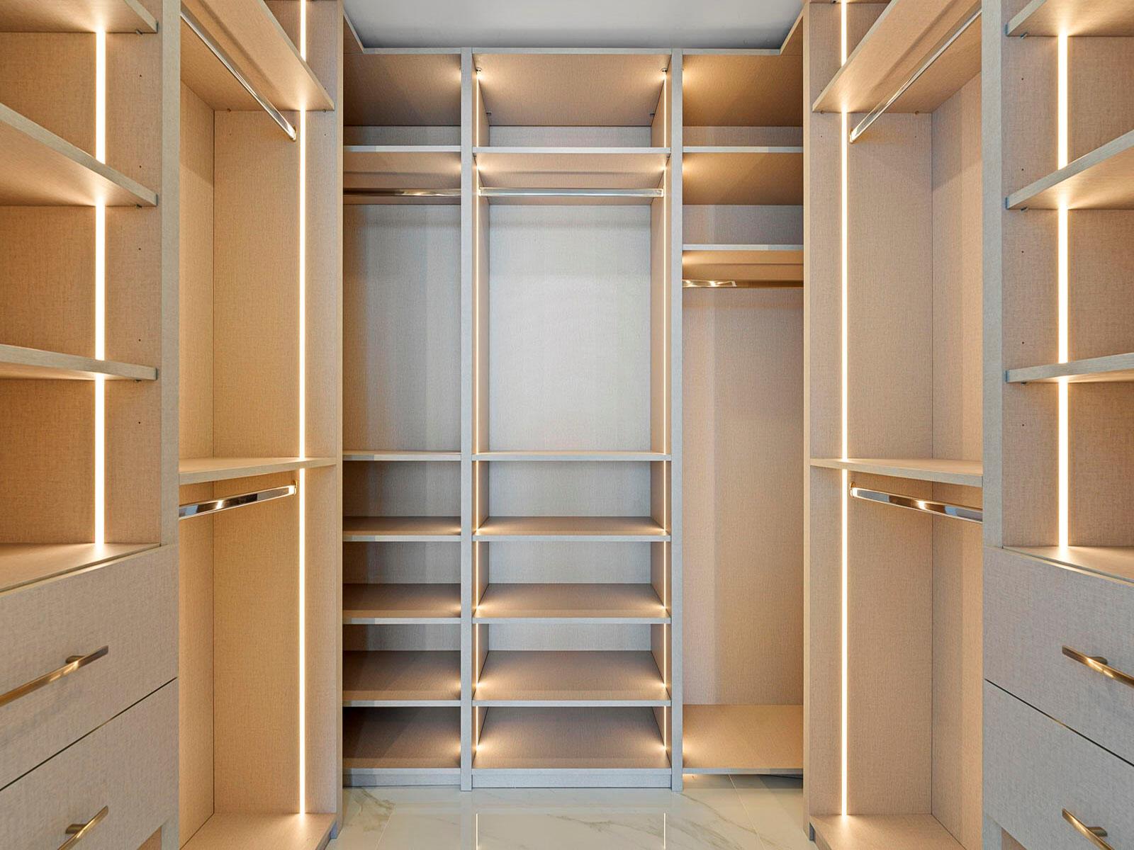 BAY BREEZE - Residential Lease