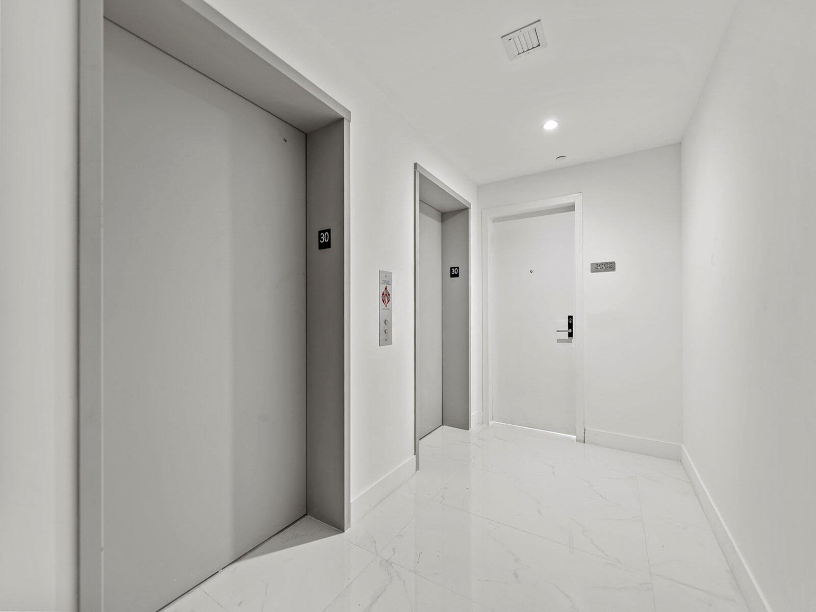 BAY BREEZE - Residential Lease