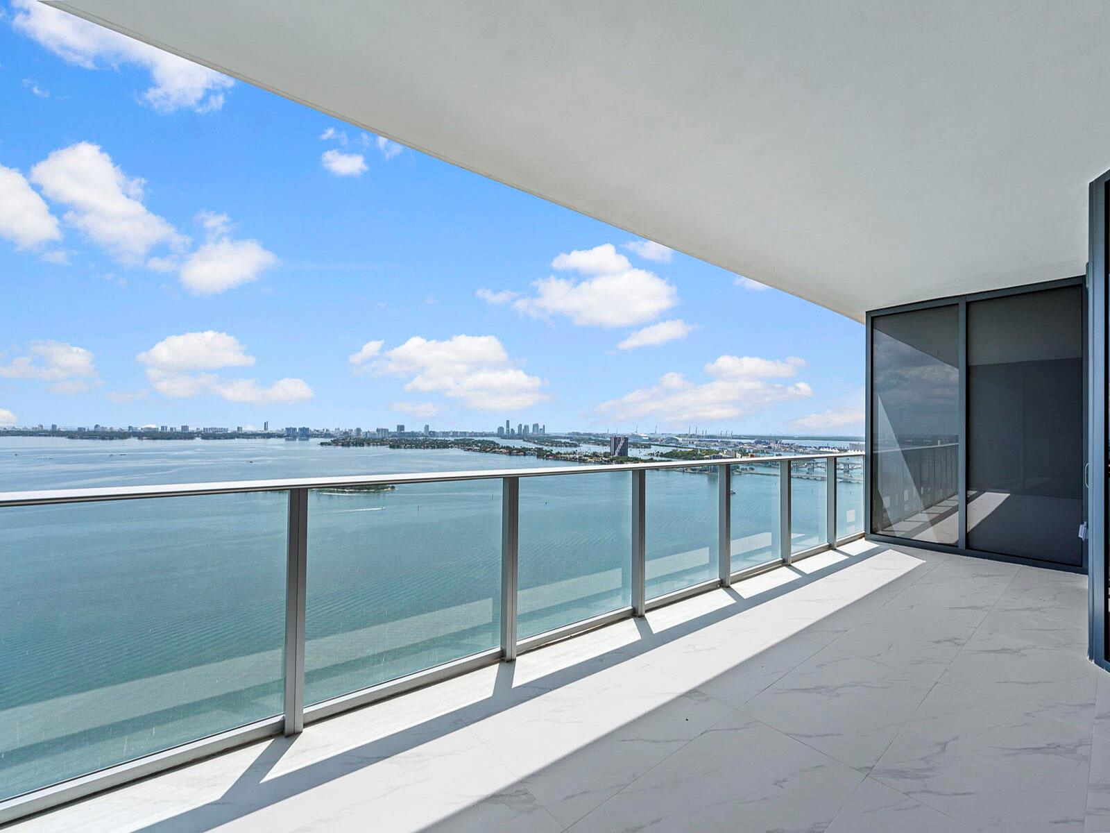 Live your Luxury in Sunny South Florida in the Brand New Aria Reserve with your Personal Oasis in the Sky. Be the First to Live & Luxuriate in this New Exclusive Home. An Amazing Opportunity Awaits with a Lovely Presentation of Modernistic Eloquence Featuring 2 Bedrooms / 3 Full Baths accompanied with a Generously Sized Den. Upon Arrival through your Private Foyer you'll notice an Elegant yet Natural Ambiance with Views of Biscayne Bay stretching to Miami Beach. Boasting Numerous Upgrades & High End Finishes. Enjoy the Comfort of Fully Built Custom Closets, Upgraded Mirrors, & Electric Shades. Take a Moment to Bask Outdoors and Embrace the Magnificent Views from your Private Balcony.