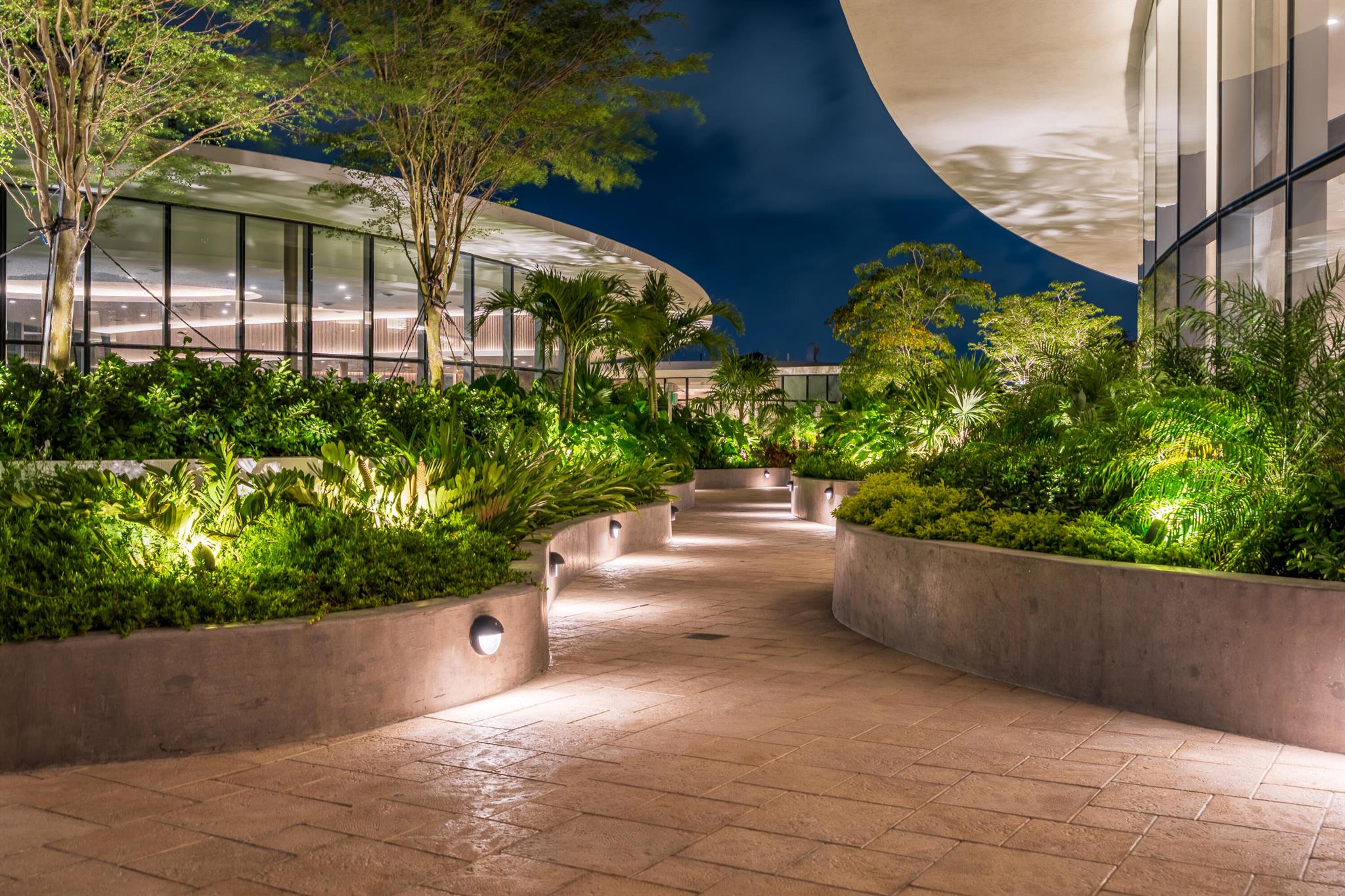 BAY BREEZE - Residential Lease