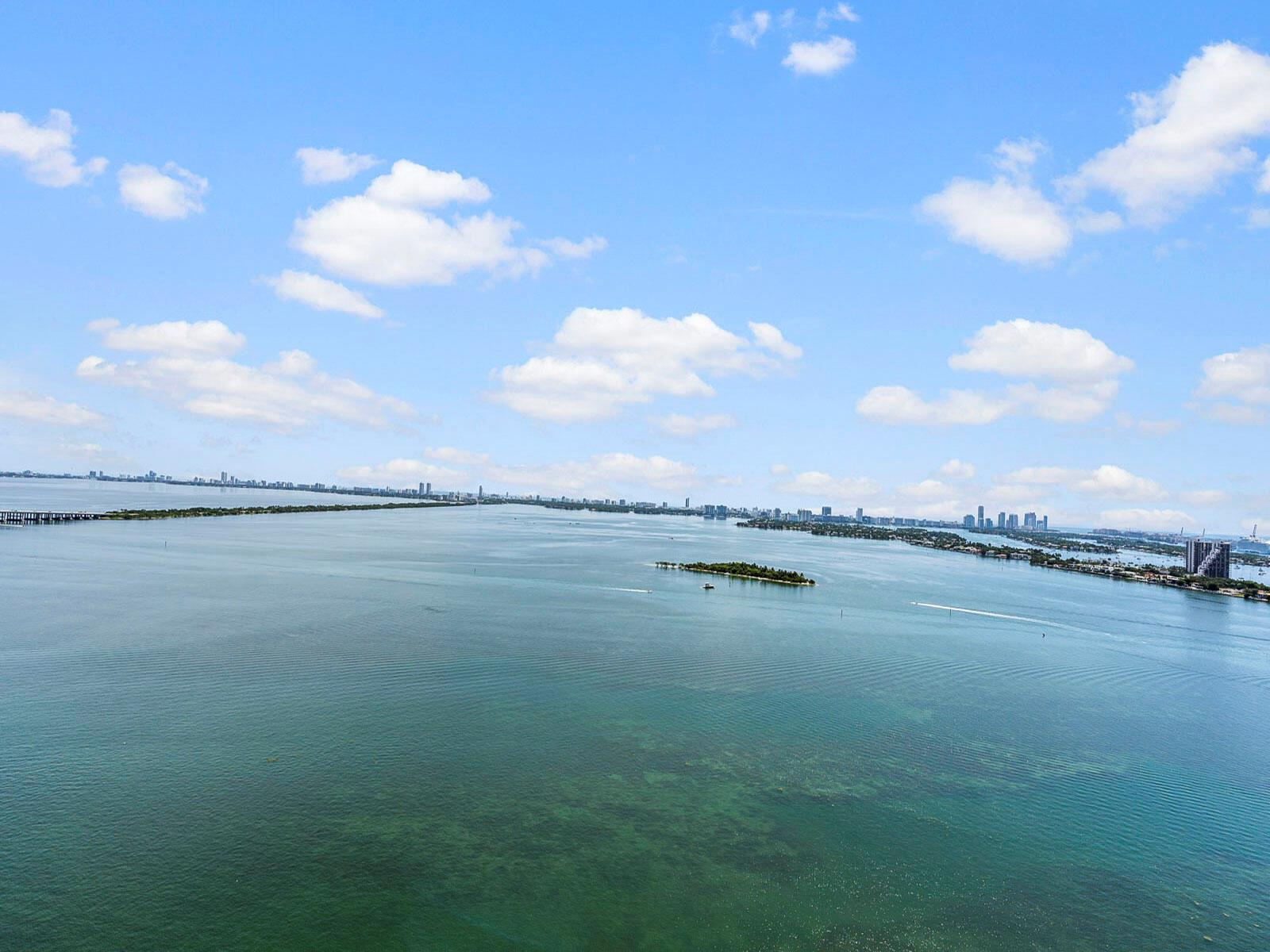 BAY BREEZE - Residential Lease