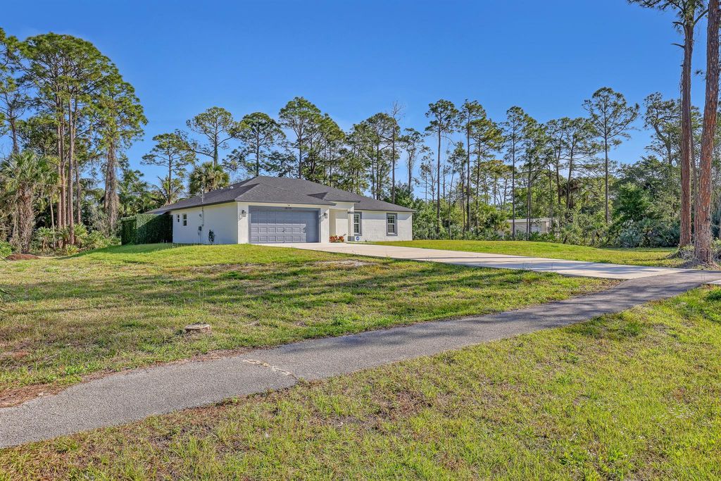Photo of 16775 Orange Boulevard, Loxahatchee, FL 33470 (MLS # R11077300)