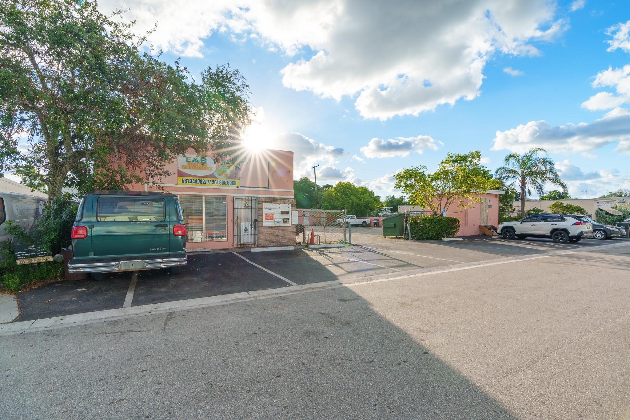 341 SE 2nd Ave