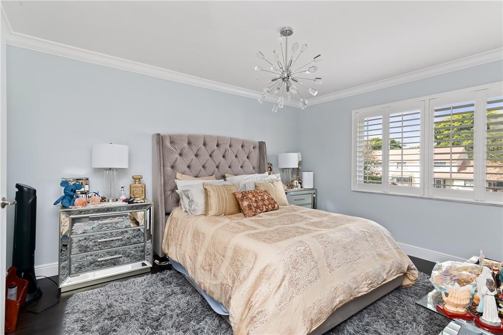 BOCA WALK - Residential