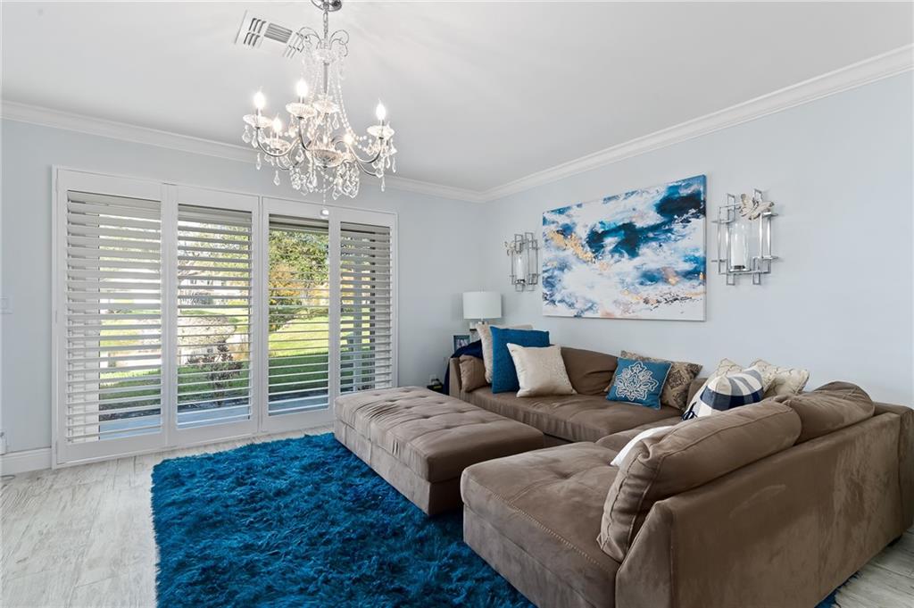 BOCA WALK - Residential