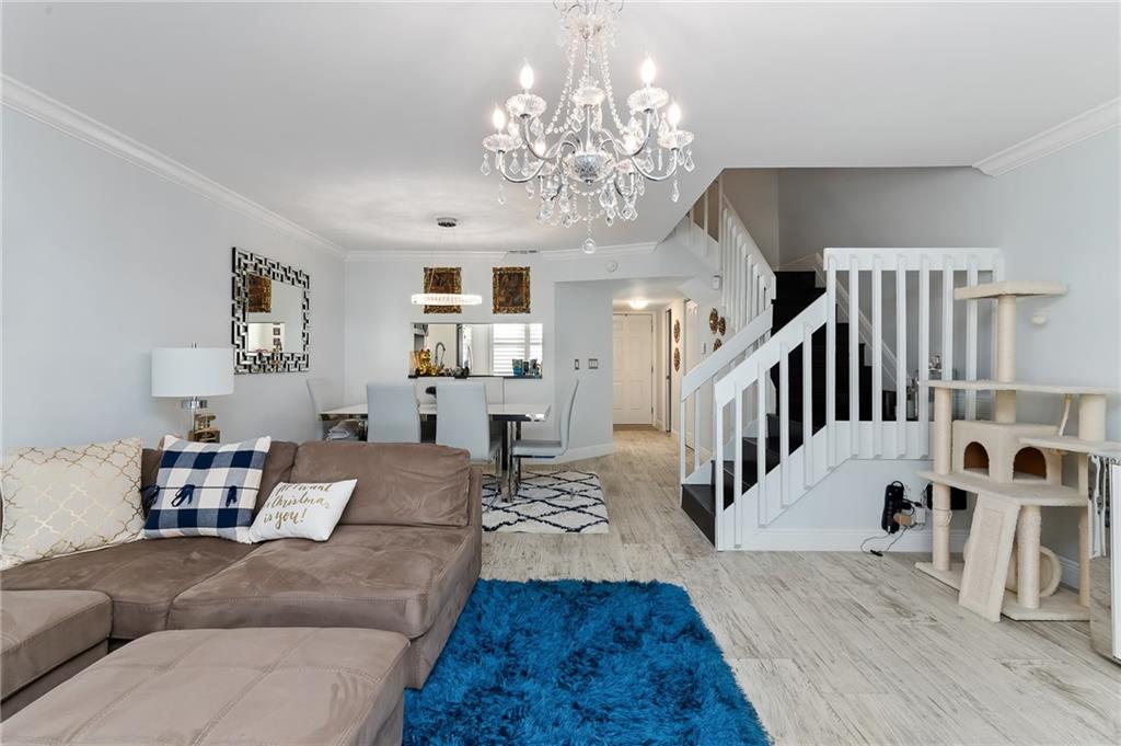 BOCA WALK - Residential