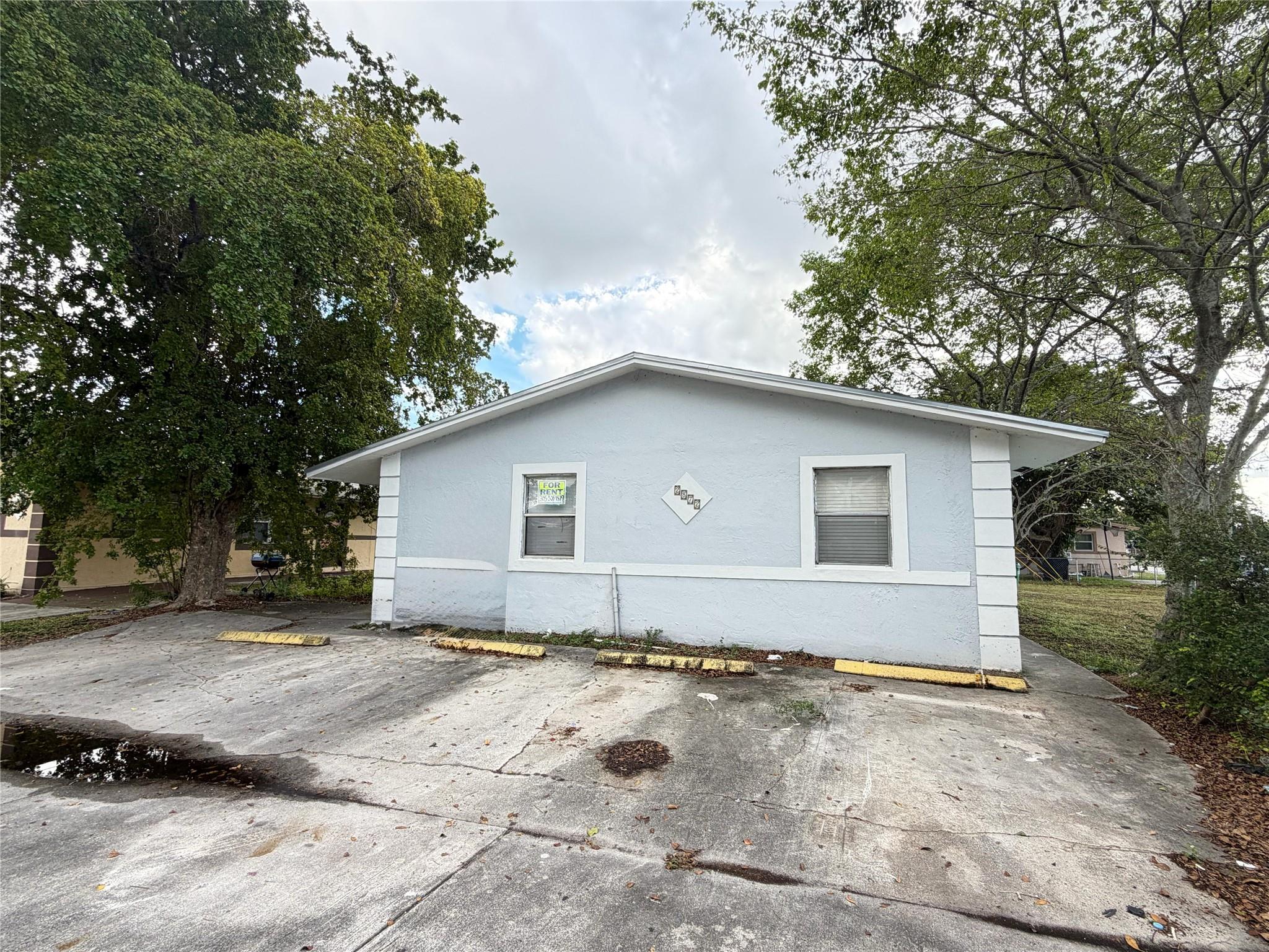 Washington Park Fourth Ad - Residential Lease