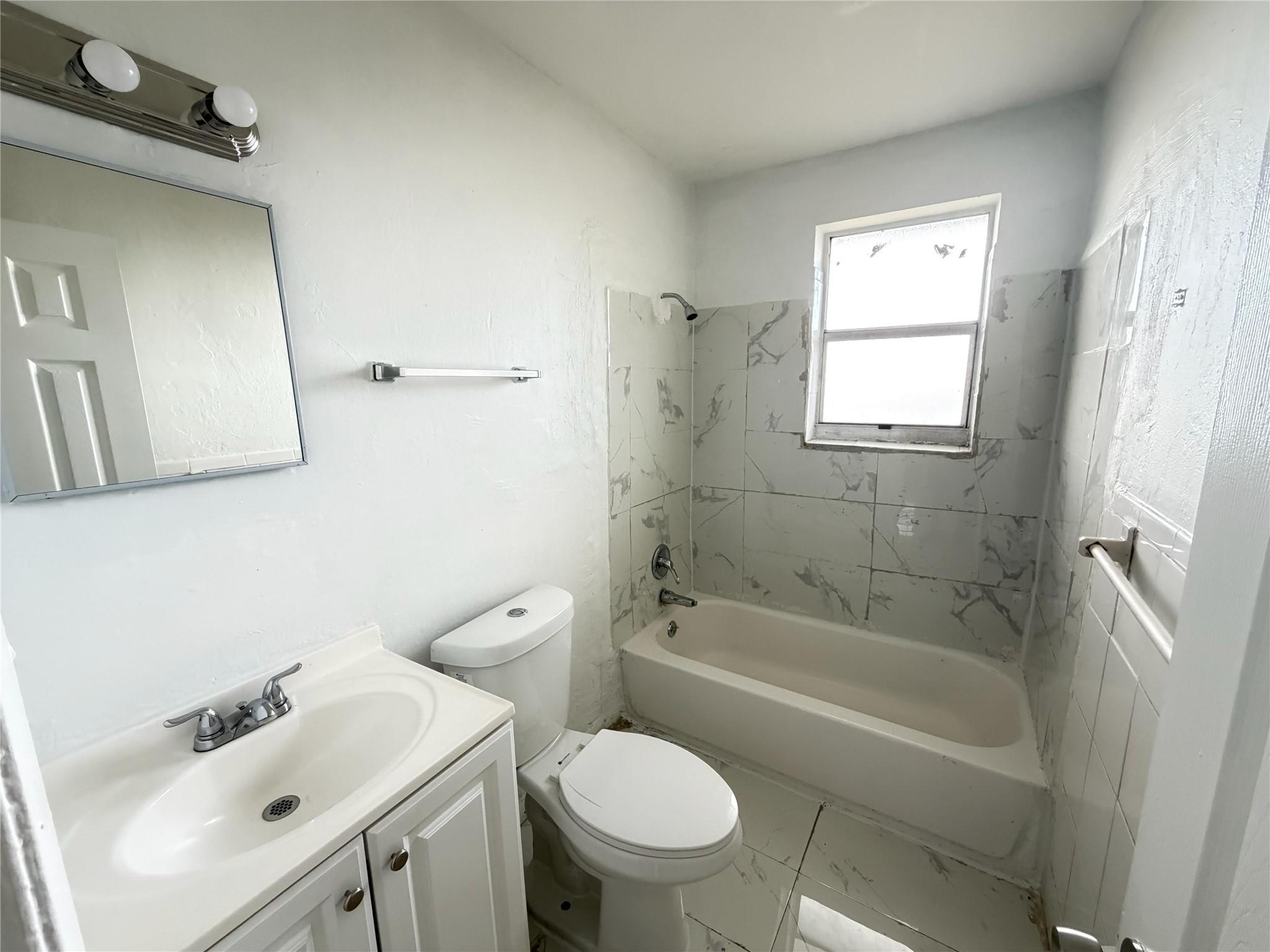 Washington Park Fourth Ad - Residential Lease