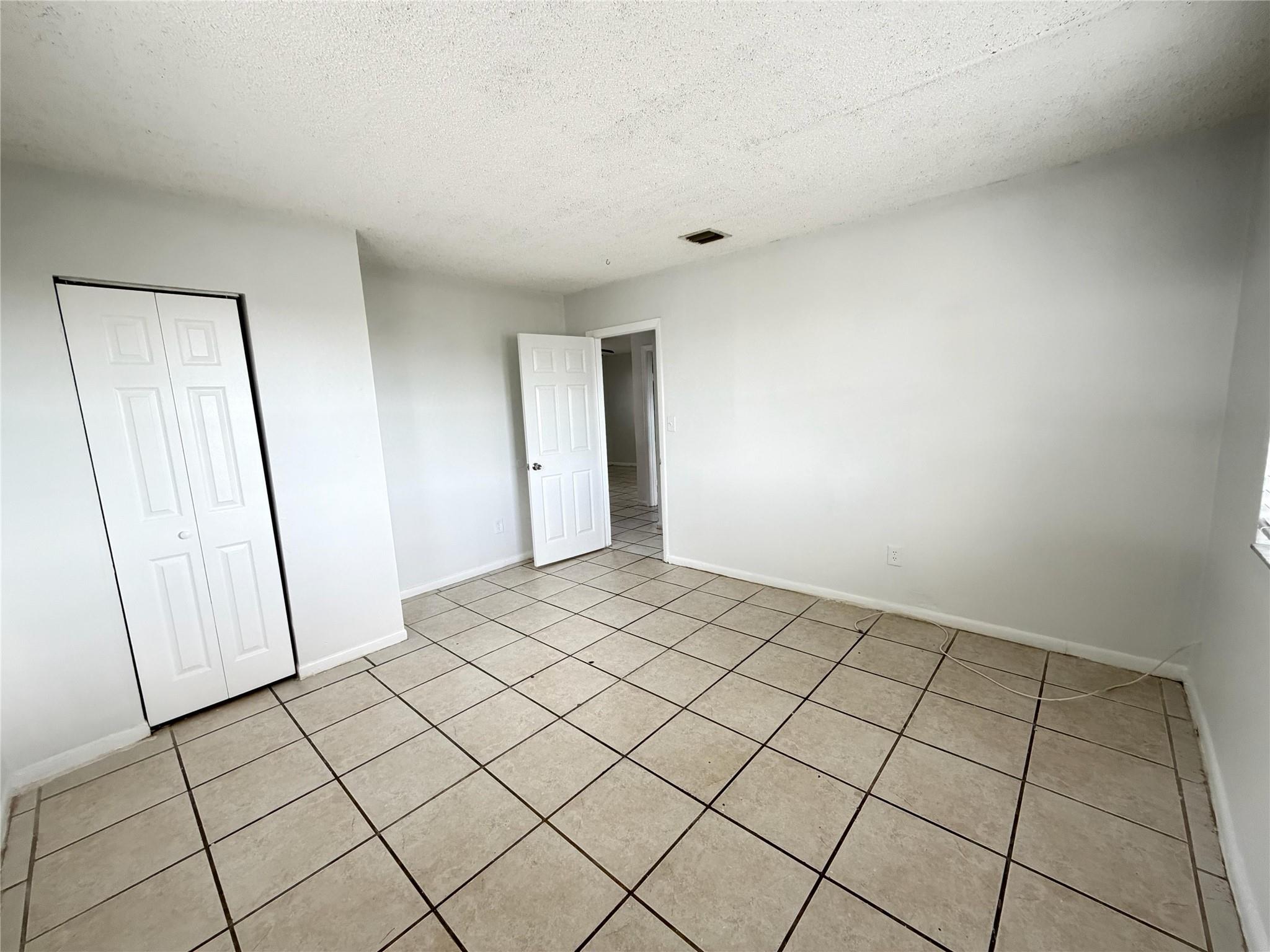 Washington Park Fourth Ad - Residential Lease