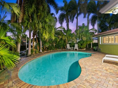 Single Family Residence in Wilton Manors FL 2225 15th Ter 44.jpg