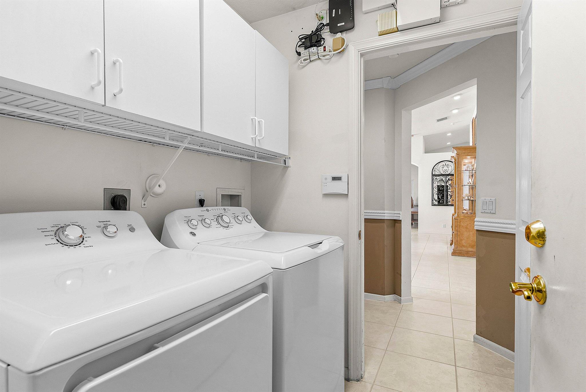 CASCADE LAKES - Residential