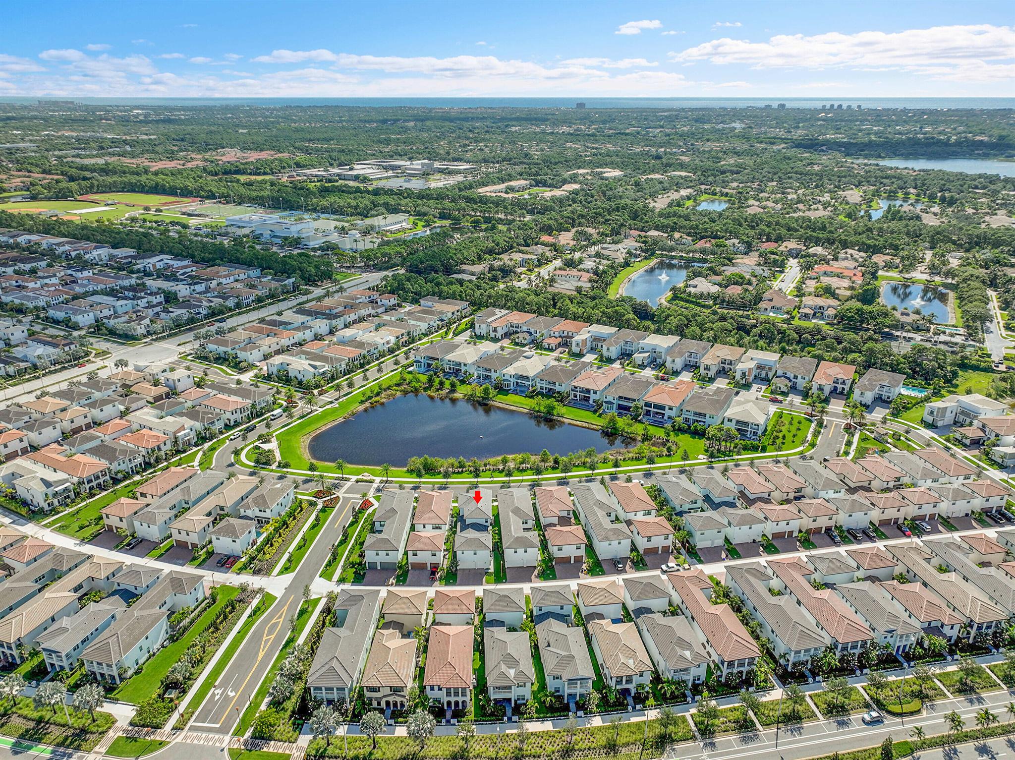 ALTON NEIGHBORHOOD - Residential Lease