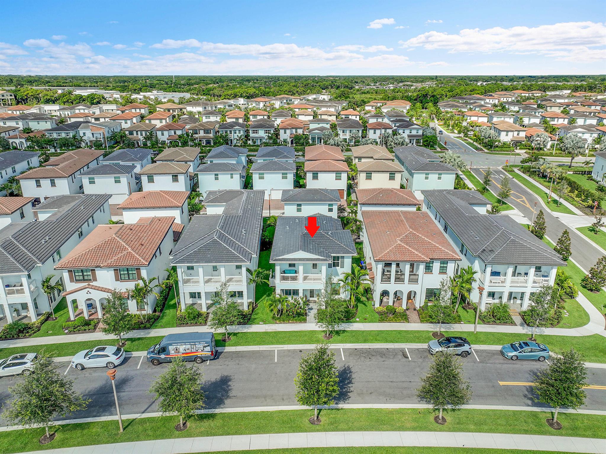 ALTON NEIGHBORHOOD - Residential Lease