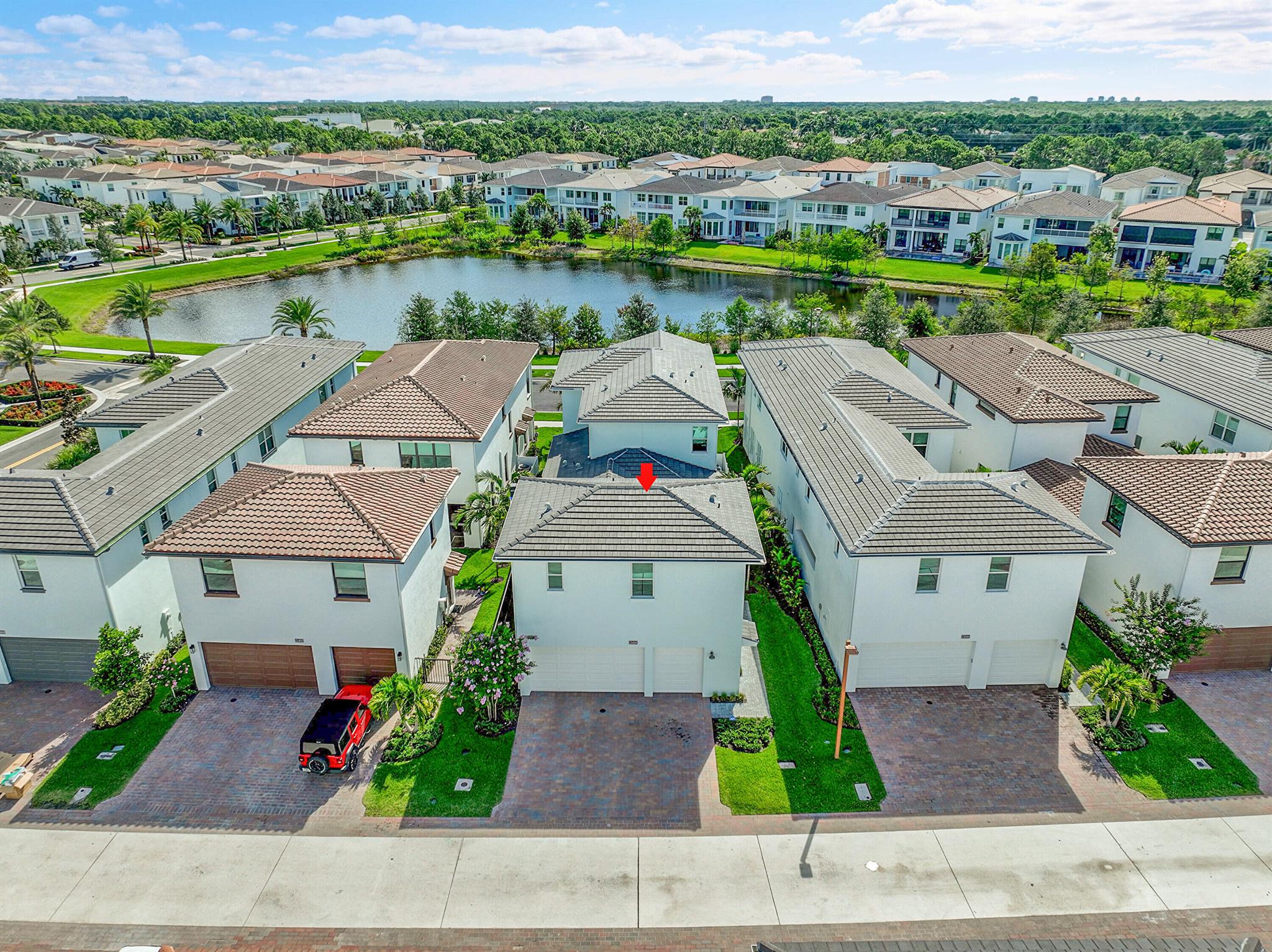 ALTON NEIGHBORHOOD - Residential Lease