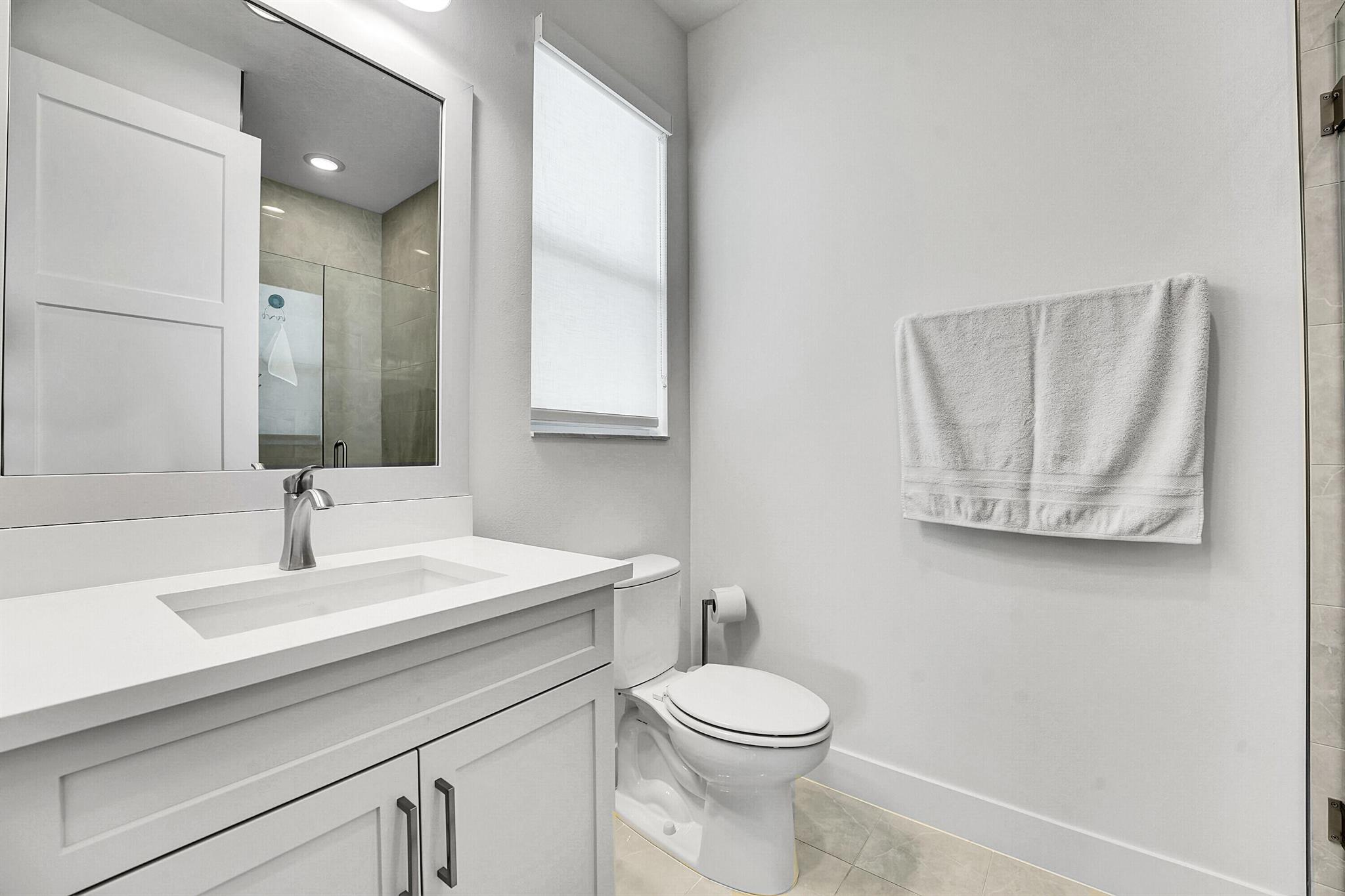 ALTON NEIGHBORHOOD - Residential Lease