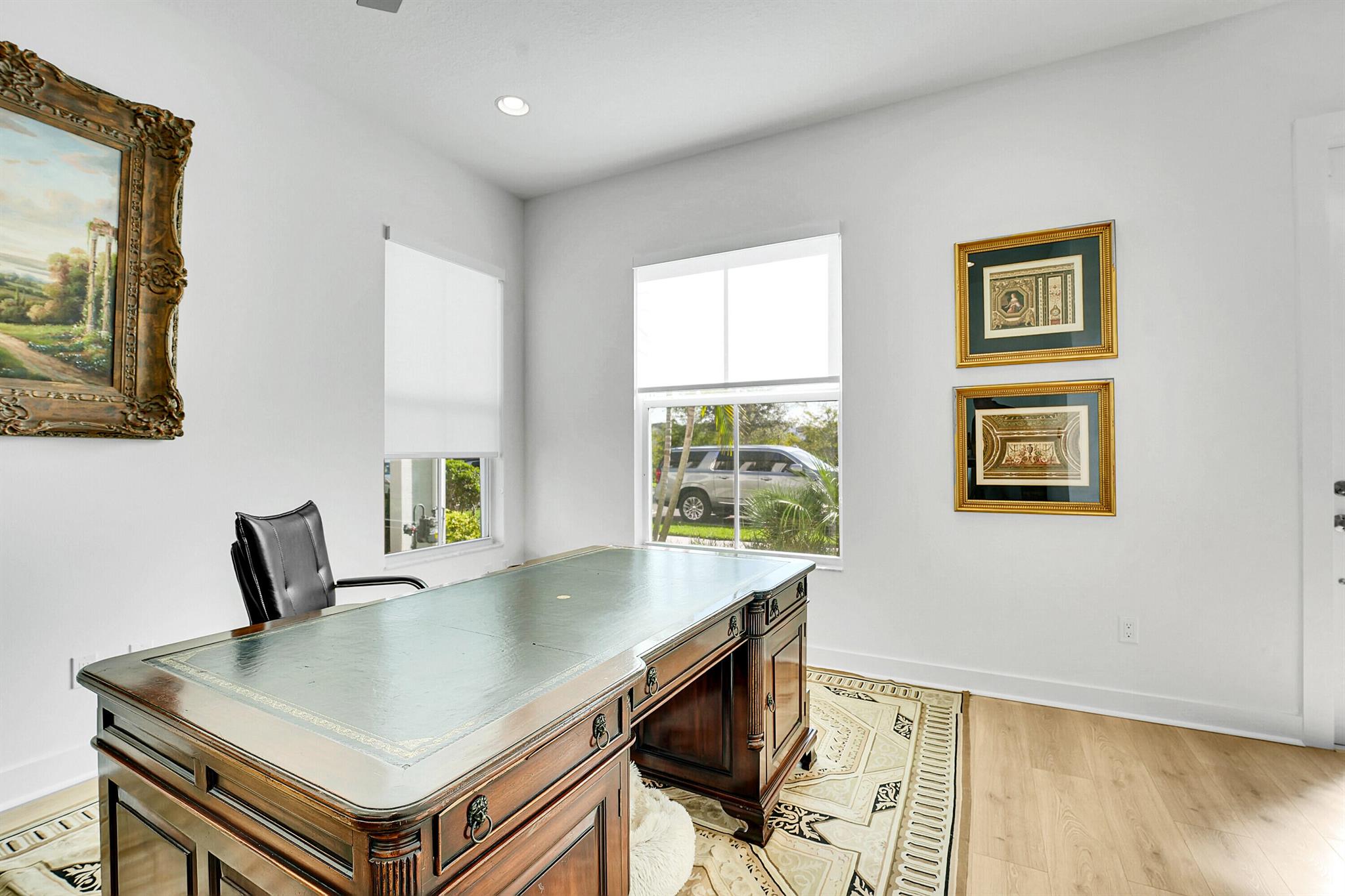 ALTON NEIGHBORHOOD - Residential Lease